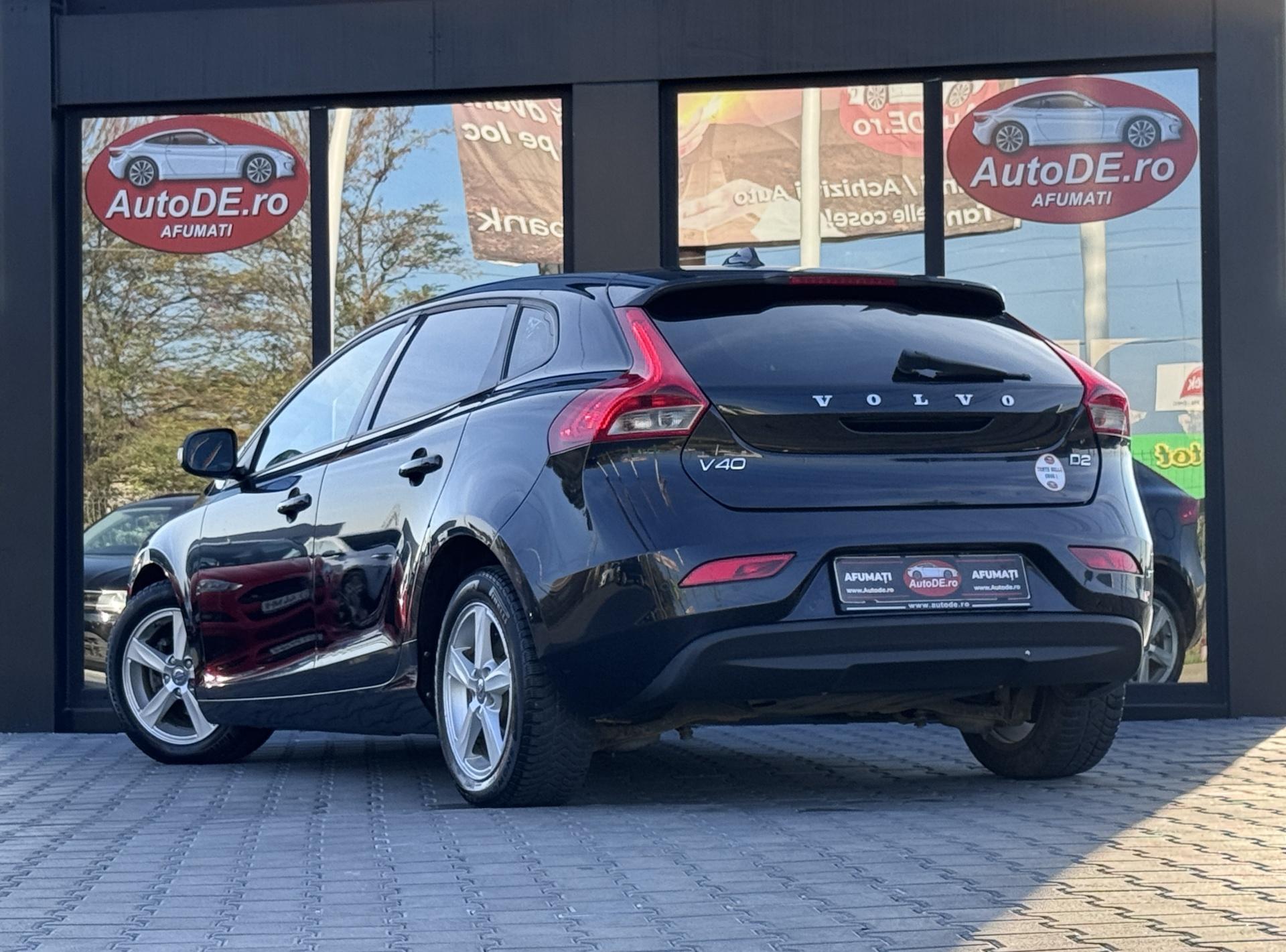 Volvo-V40