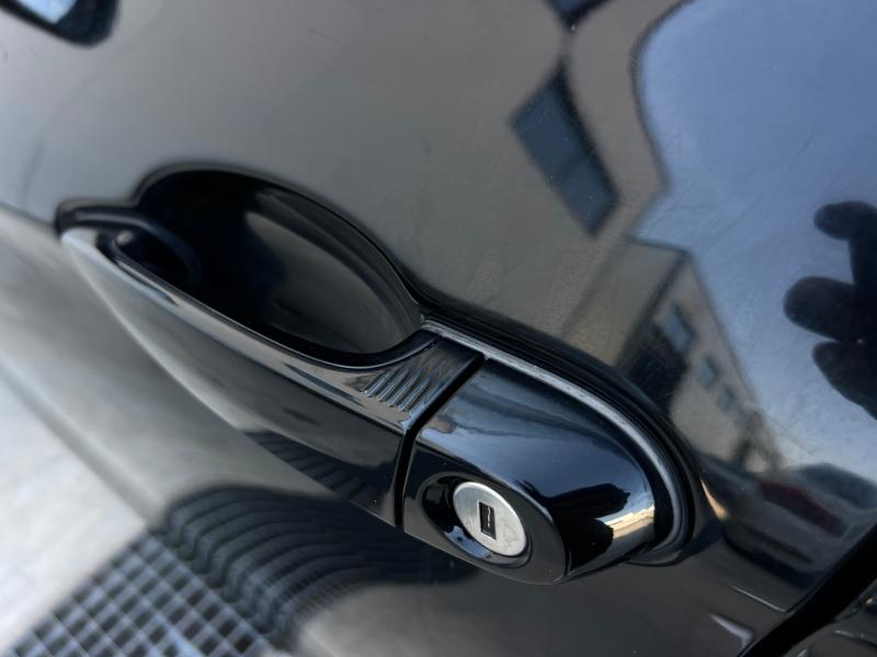 Car Thumb