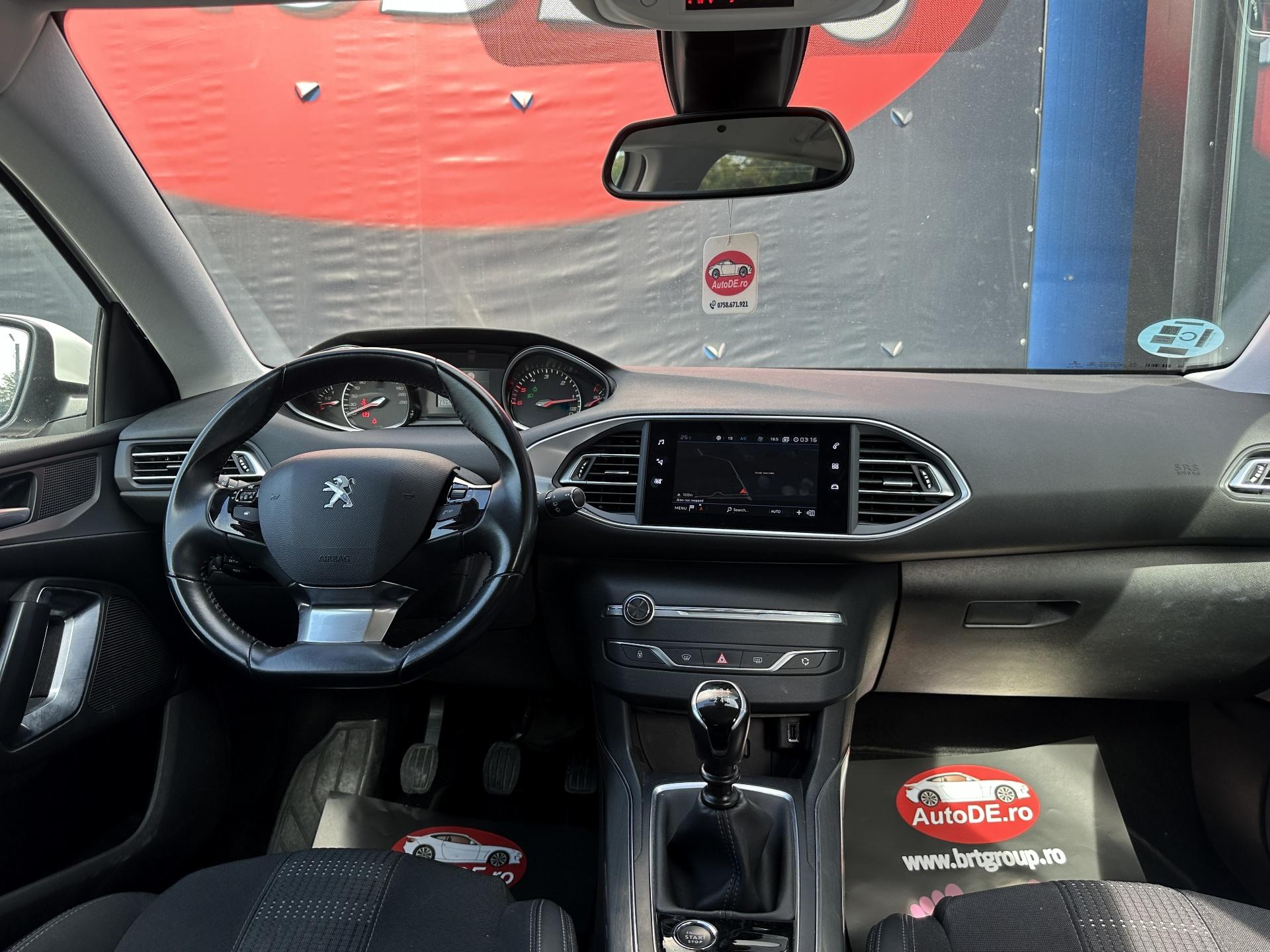 Peugeot-308