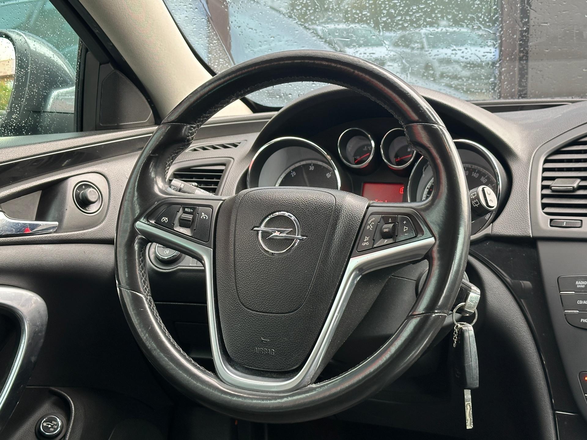 Opel-Insignia