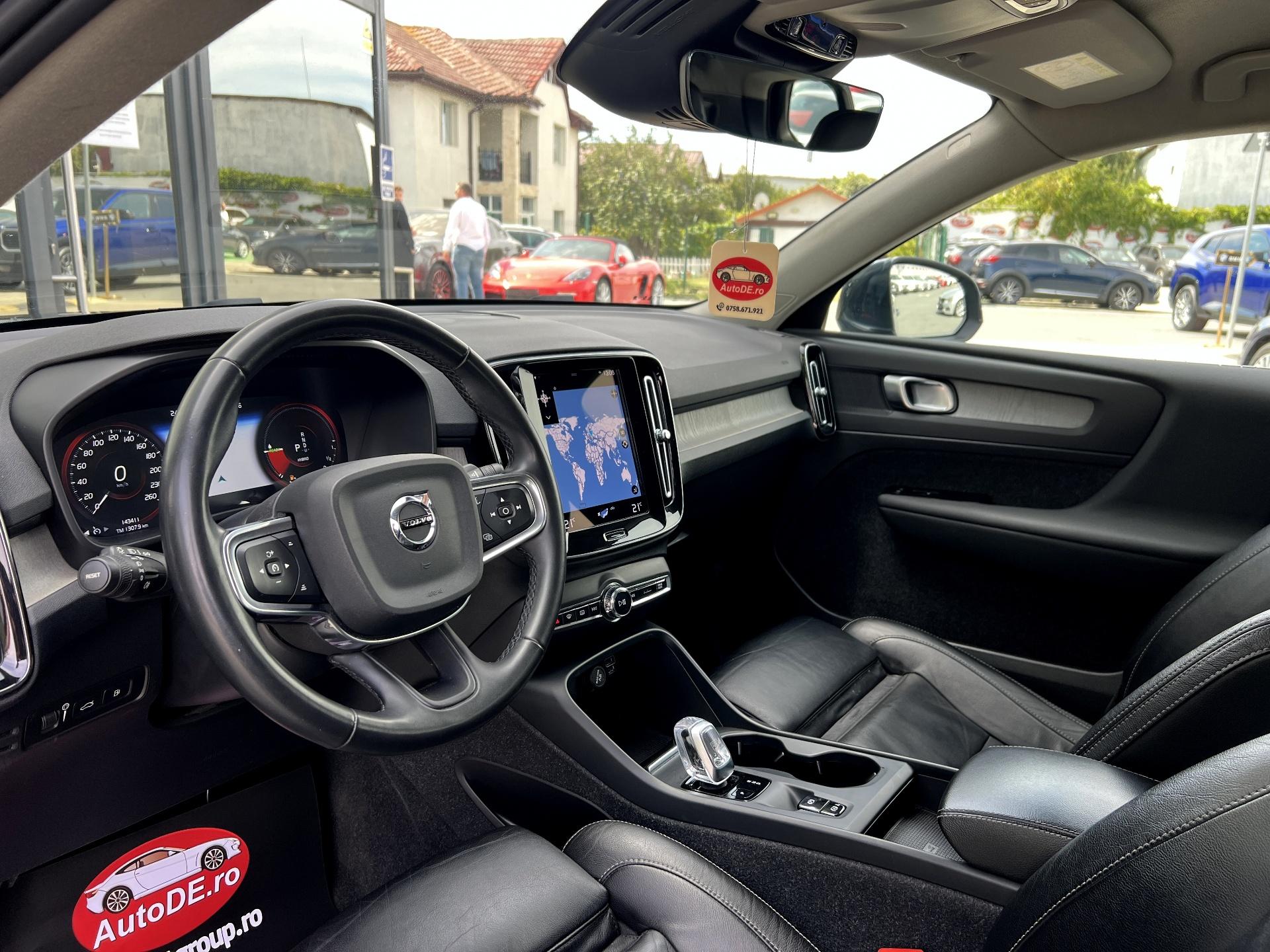 Volvo-XC 40