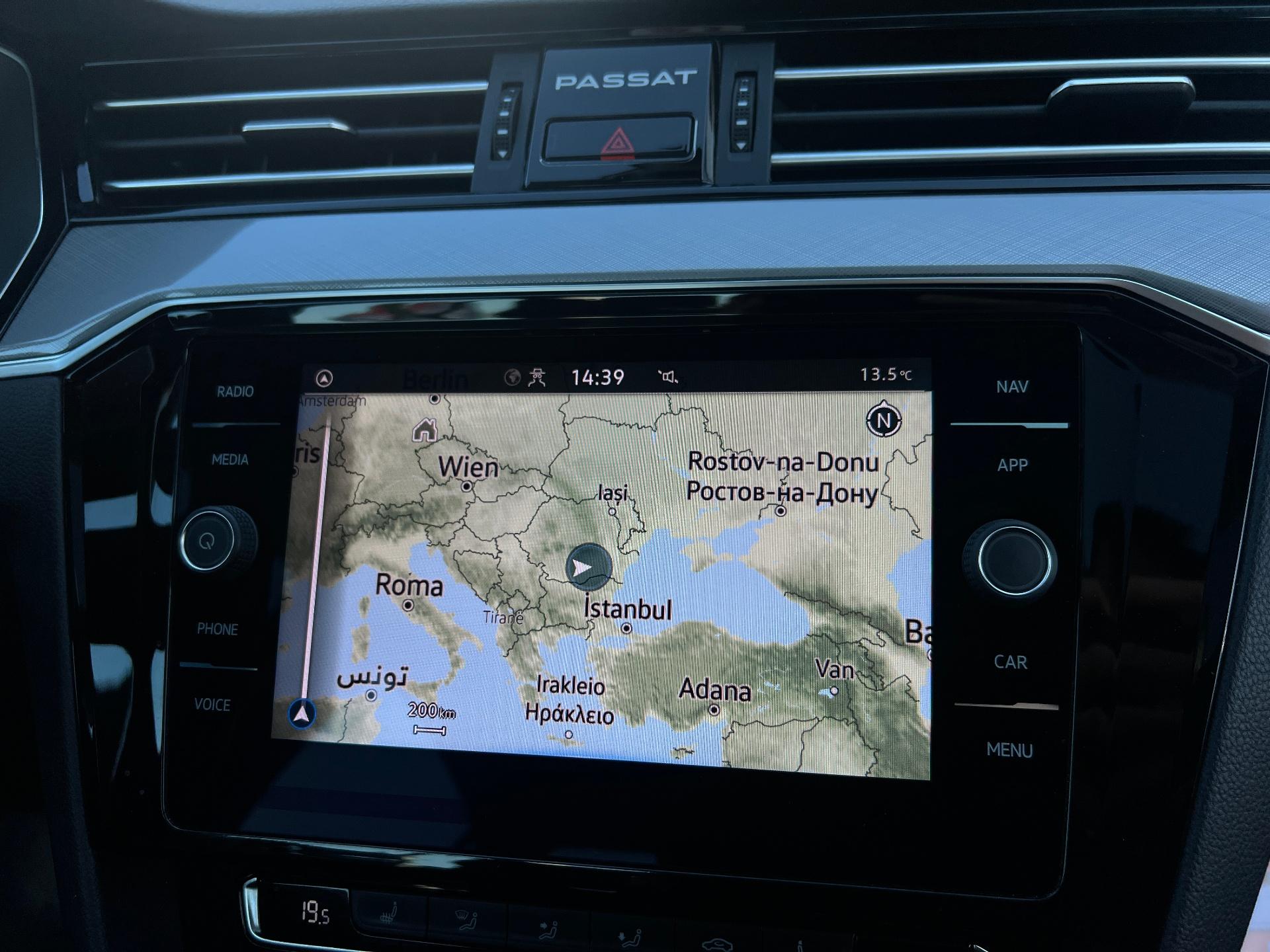 Volkswagen-Passat