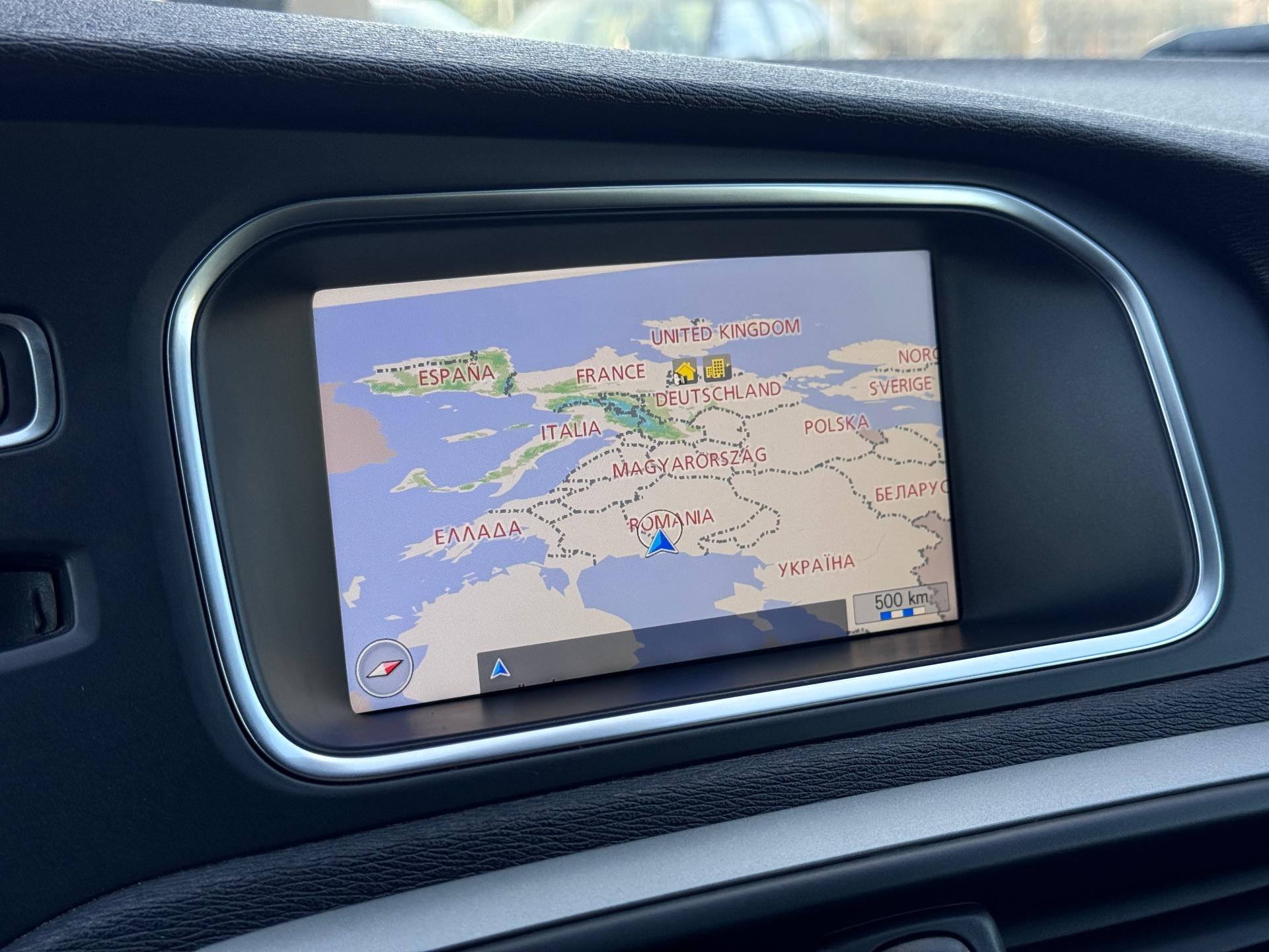 Volvo-V40
