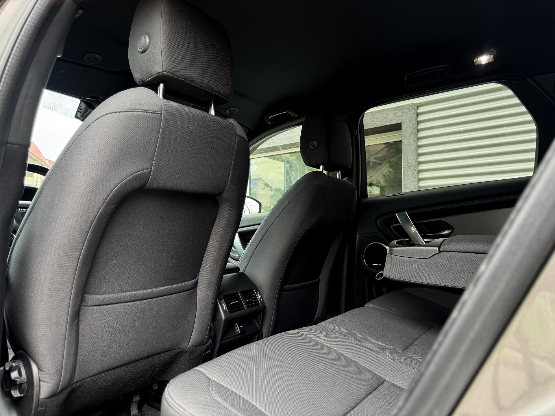 Land Rover-Discovery Sport