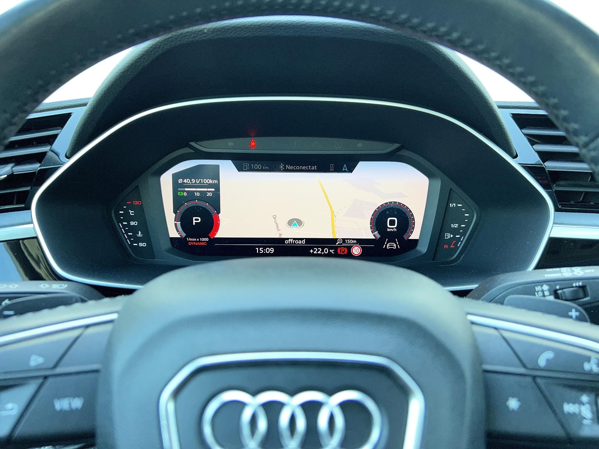 Audi-Q3