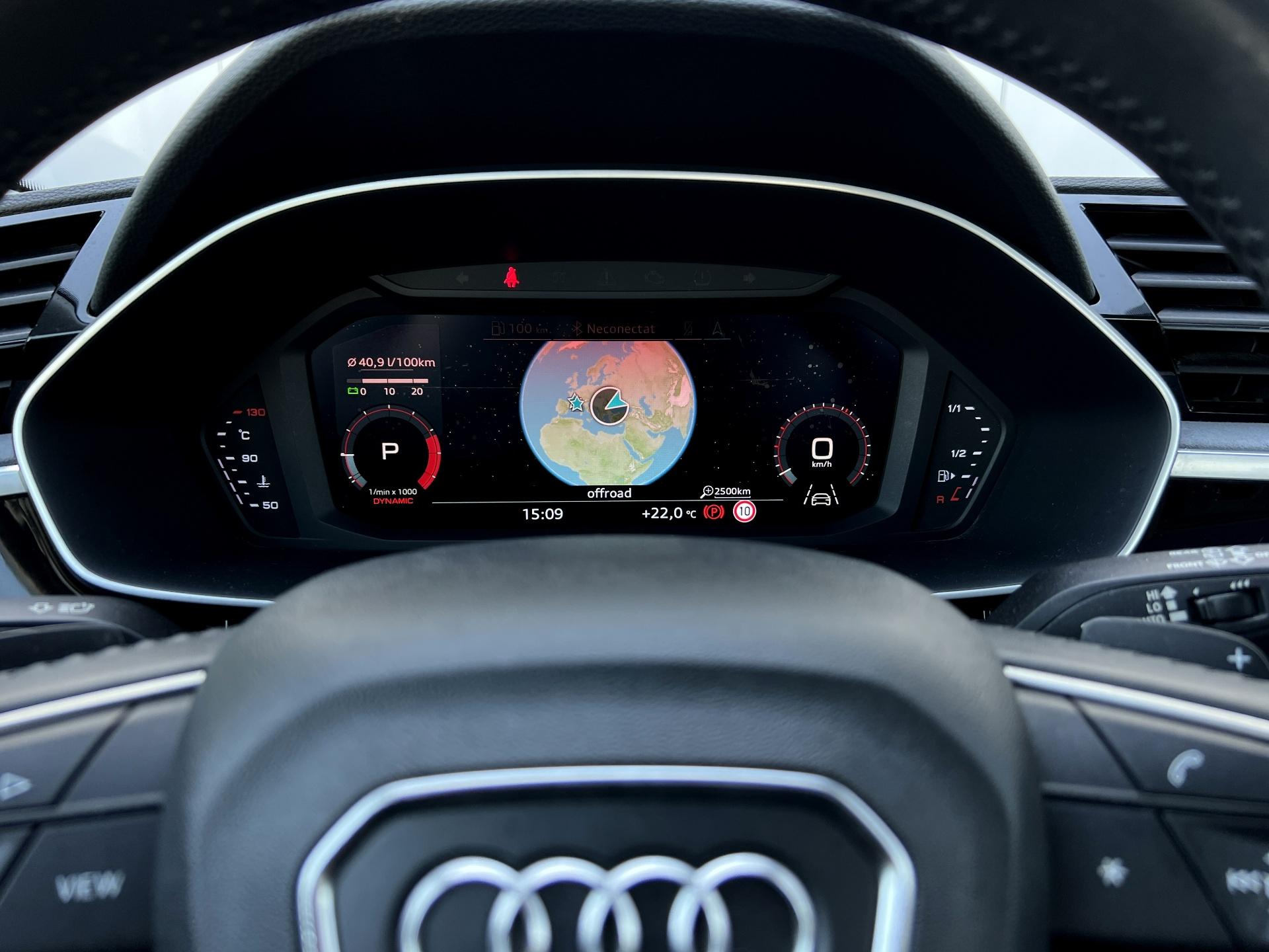 Audi-Q3