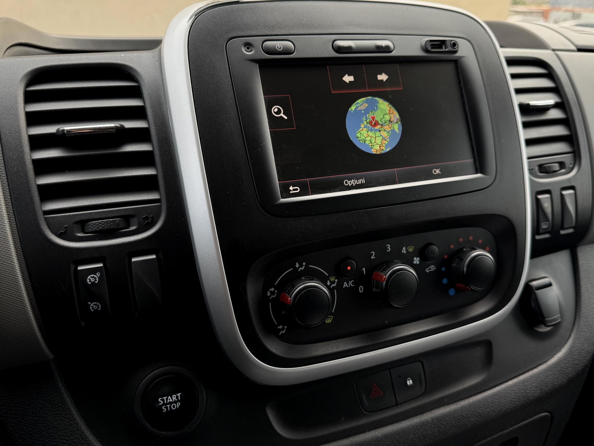 Nissan-NV300