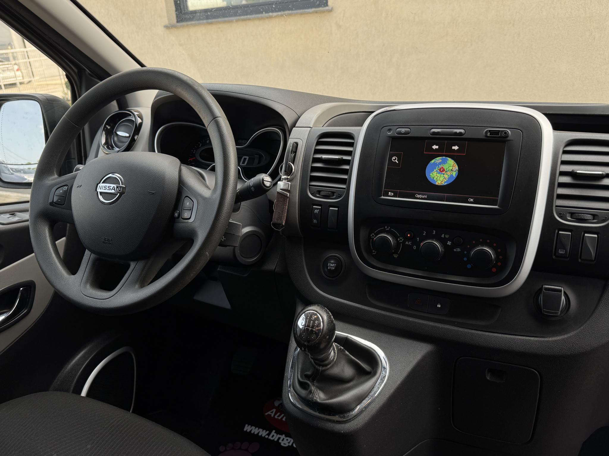 Nissan-NV300