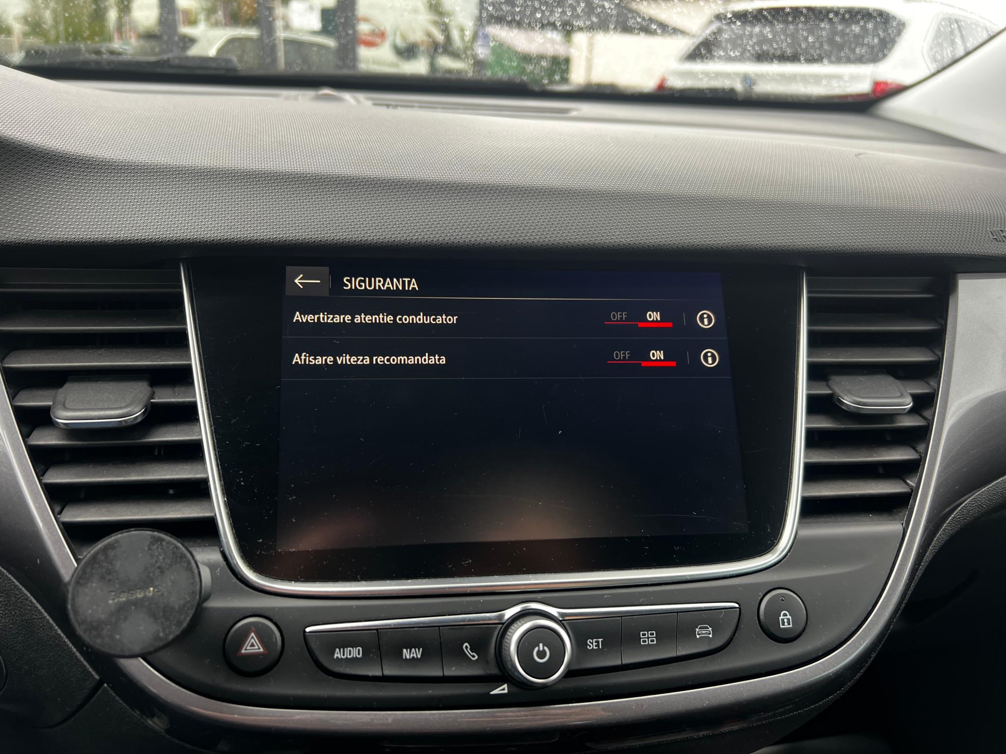 Opel-Crossland X