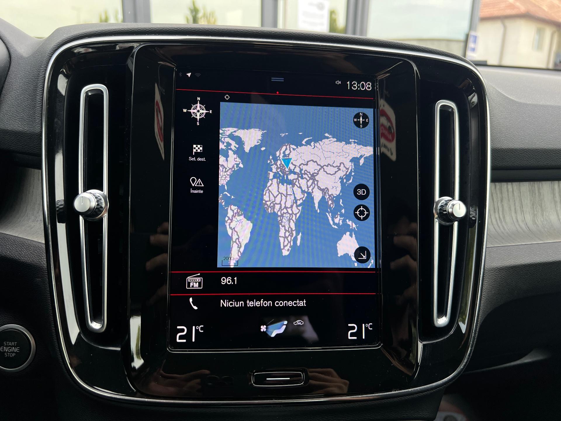 Volvo-XC 40