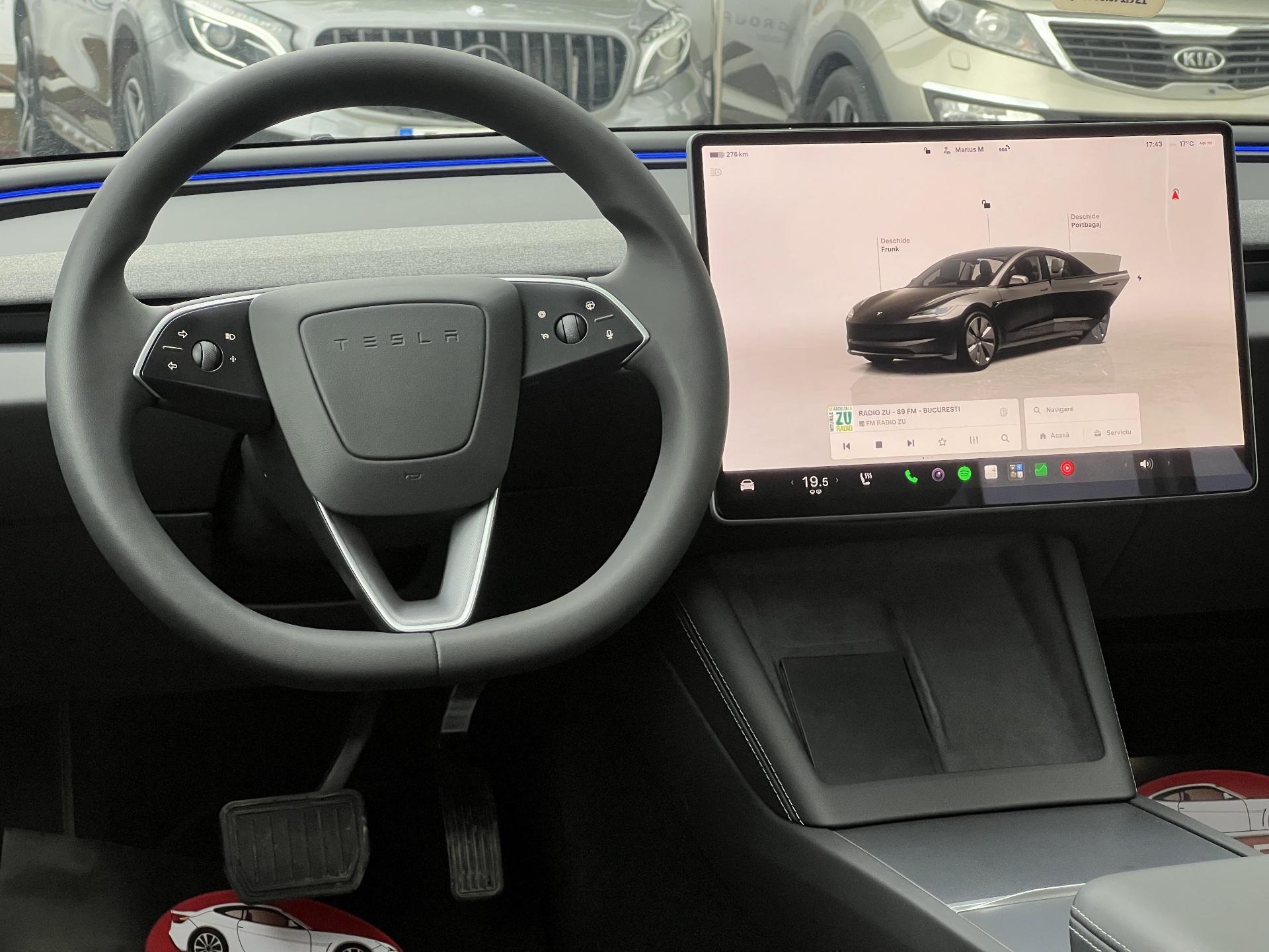 Tesla-Model 3