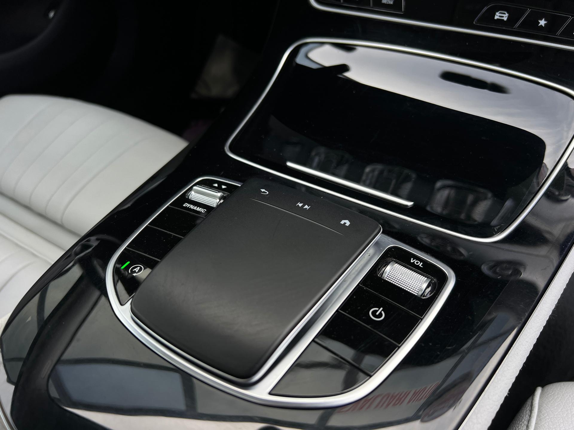 Mercedes-Benz-CLS