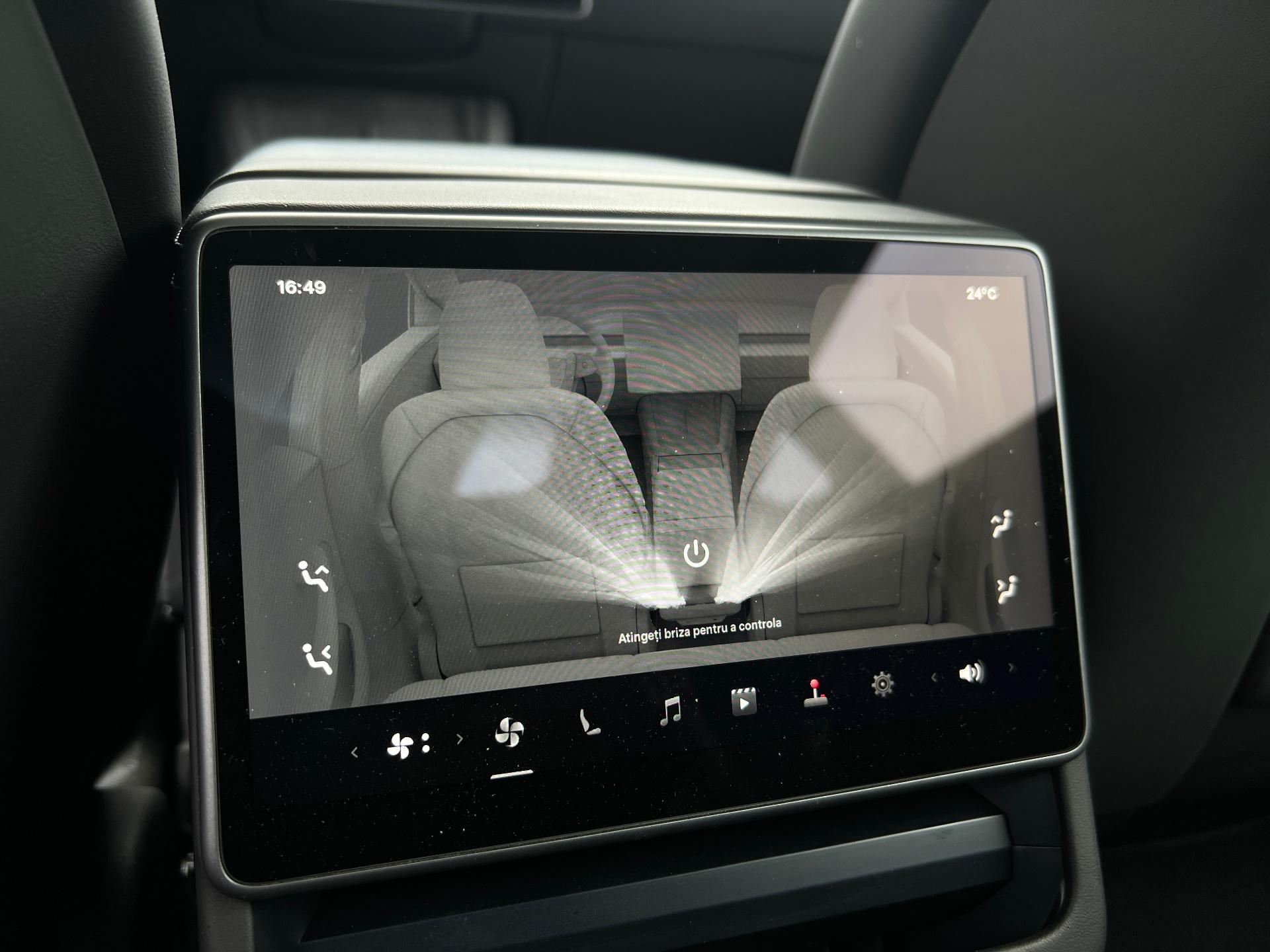 Tesla-Model 3