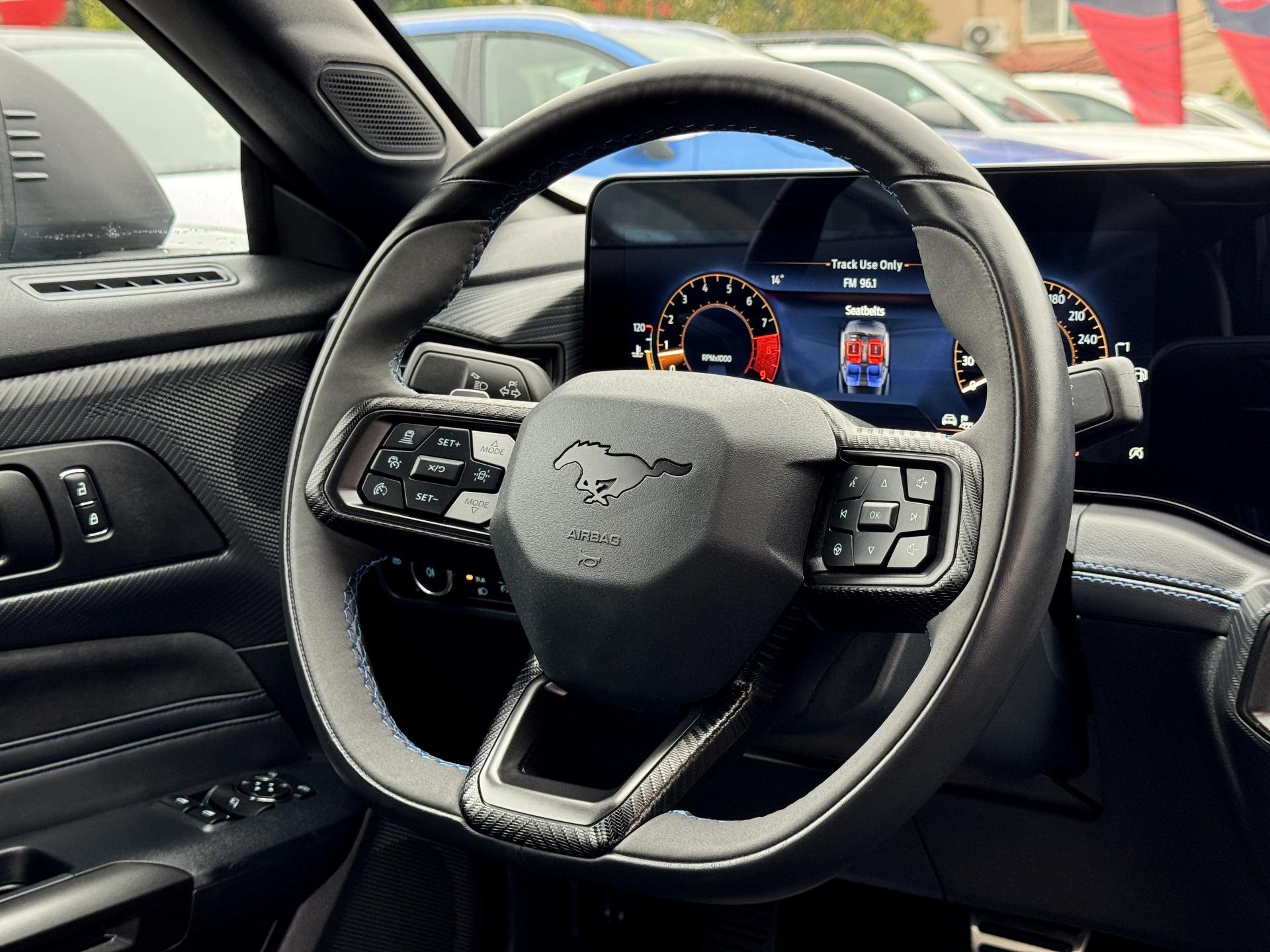 Ford-Mustang