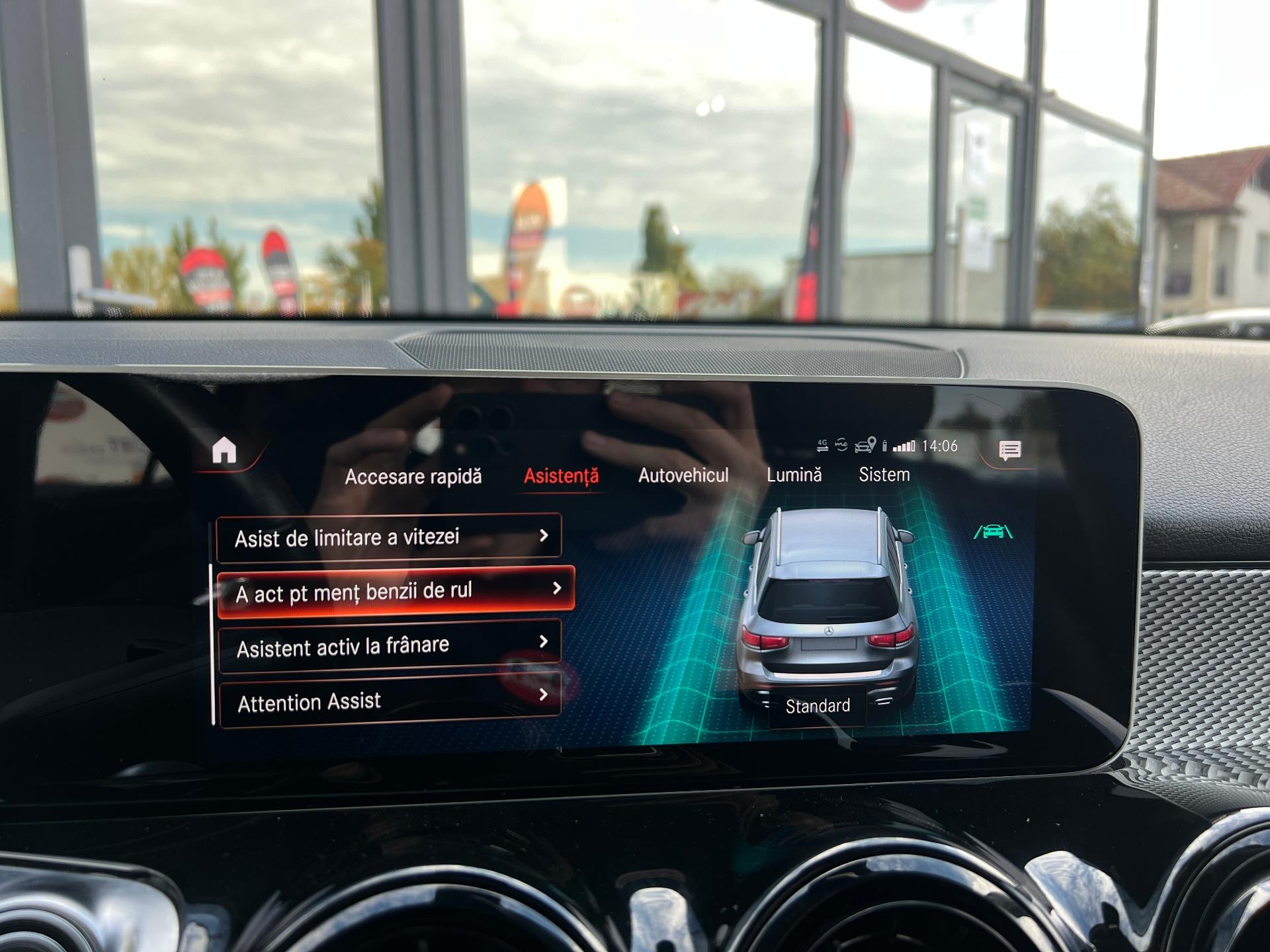Mercedes-Benz-GLB