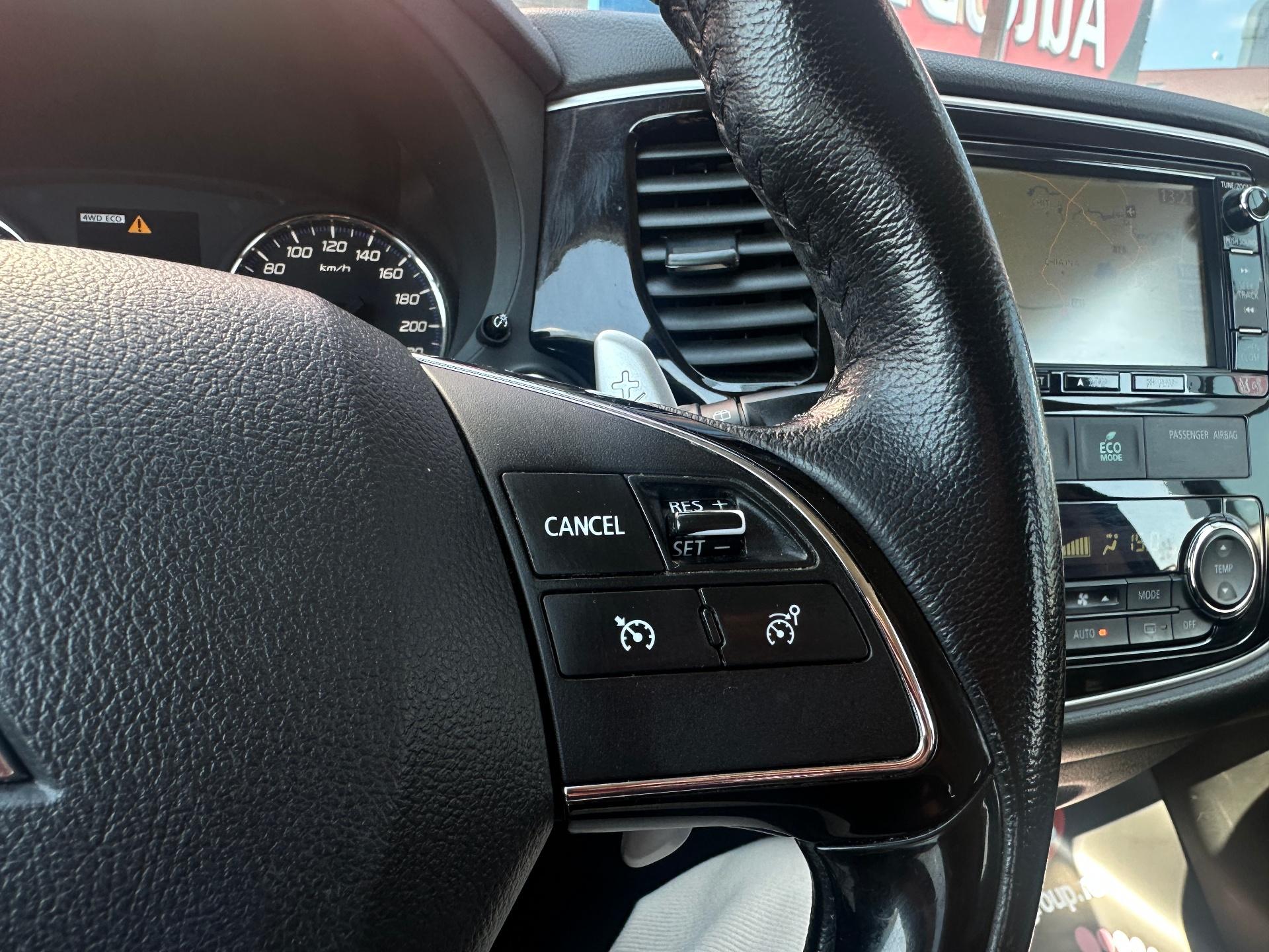 Mitsubishi-Outlander