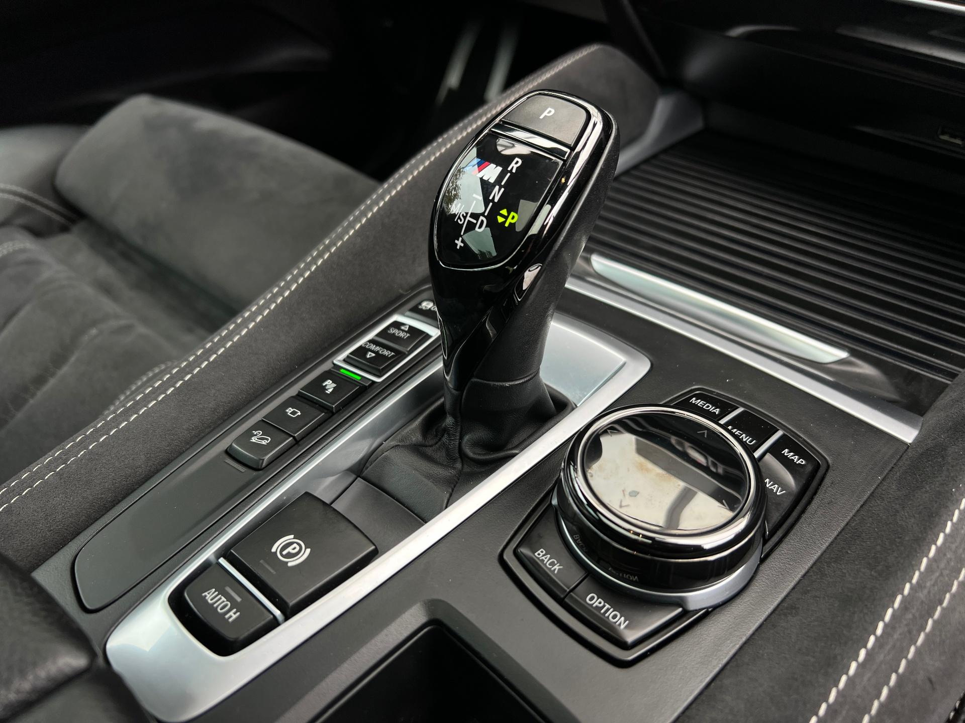 BMW-X6