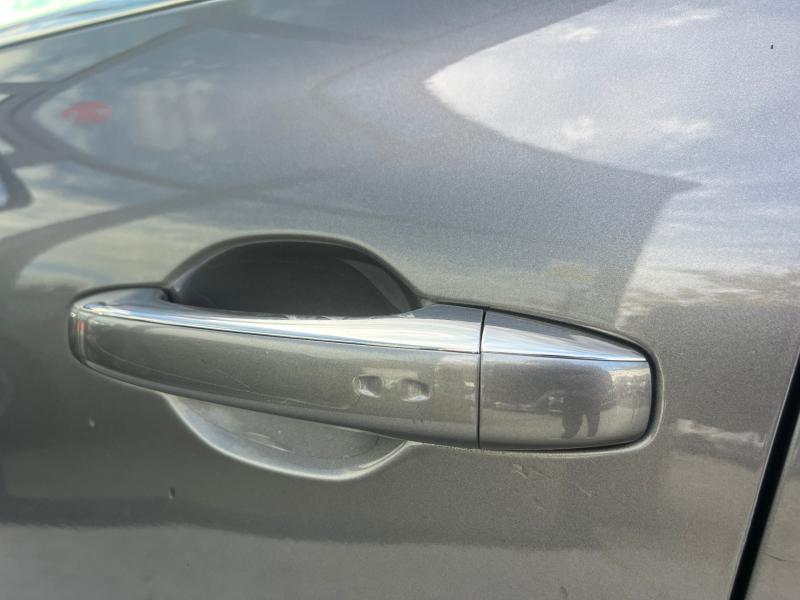 Car Thumb