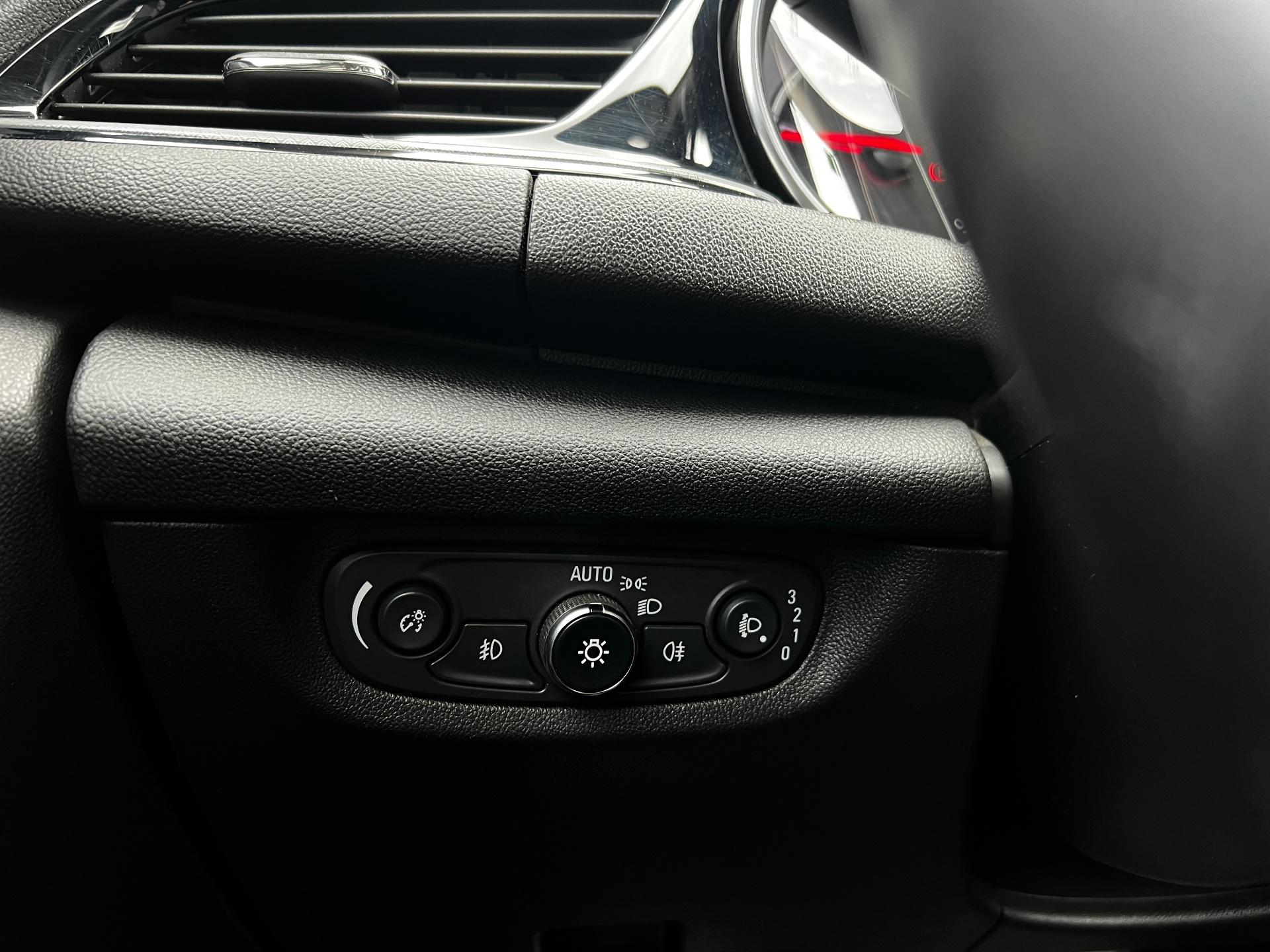 Opel-Insignia