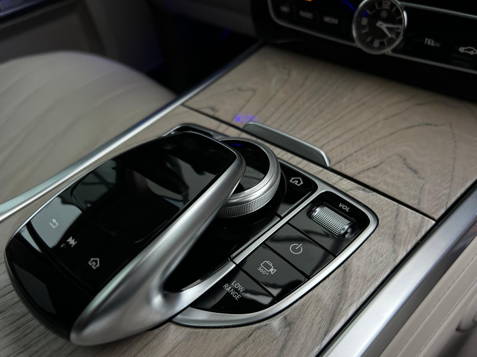 Mercedes-Benz-G