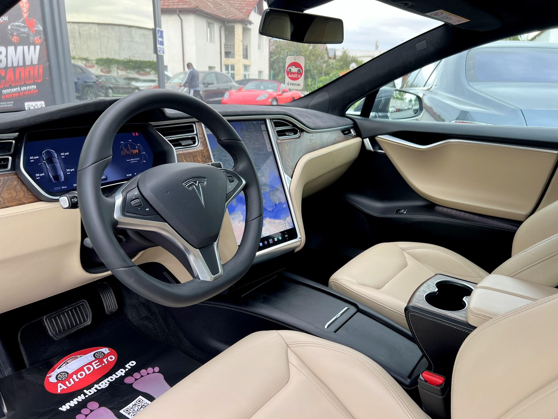Tesla-Model S