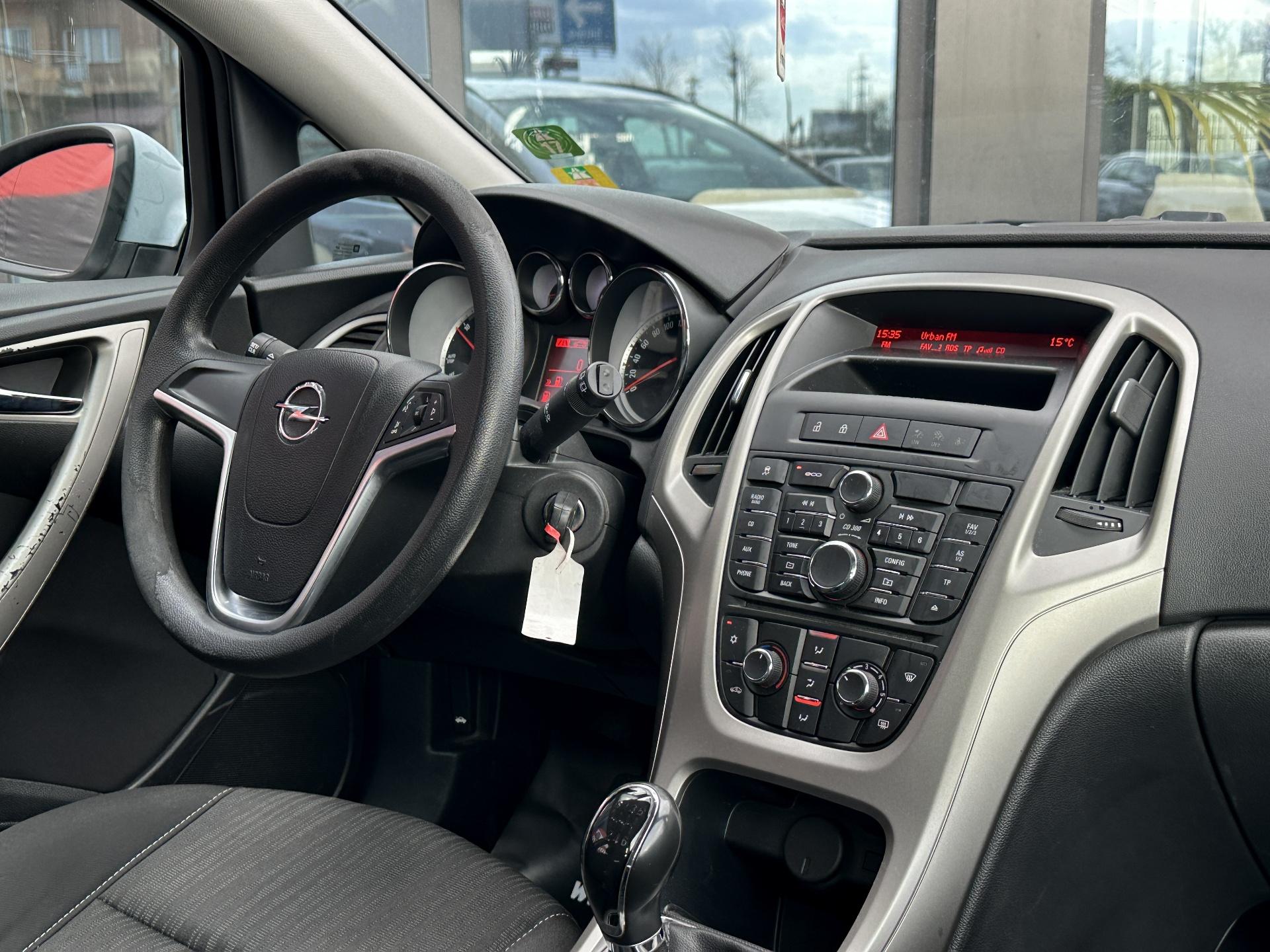Opel-Astra