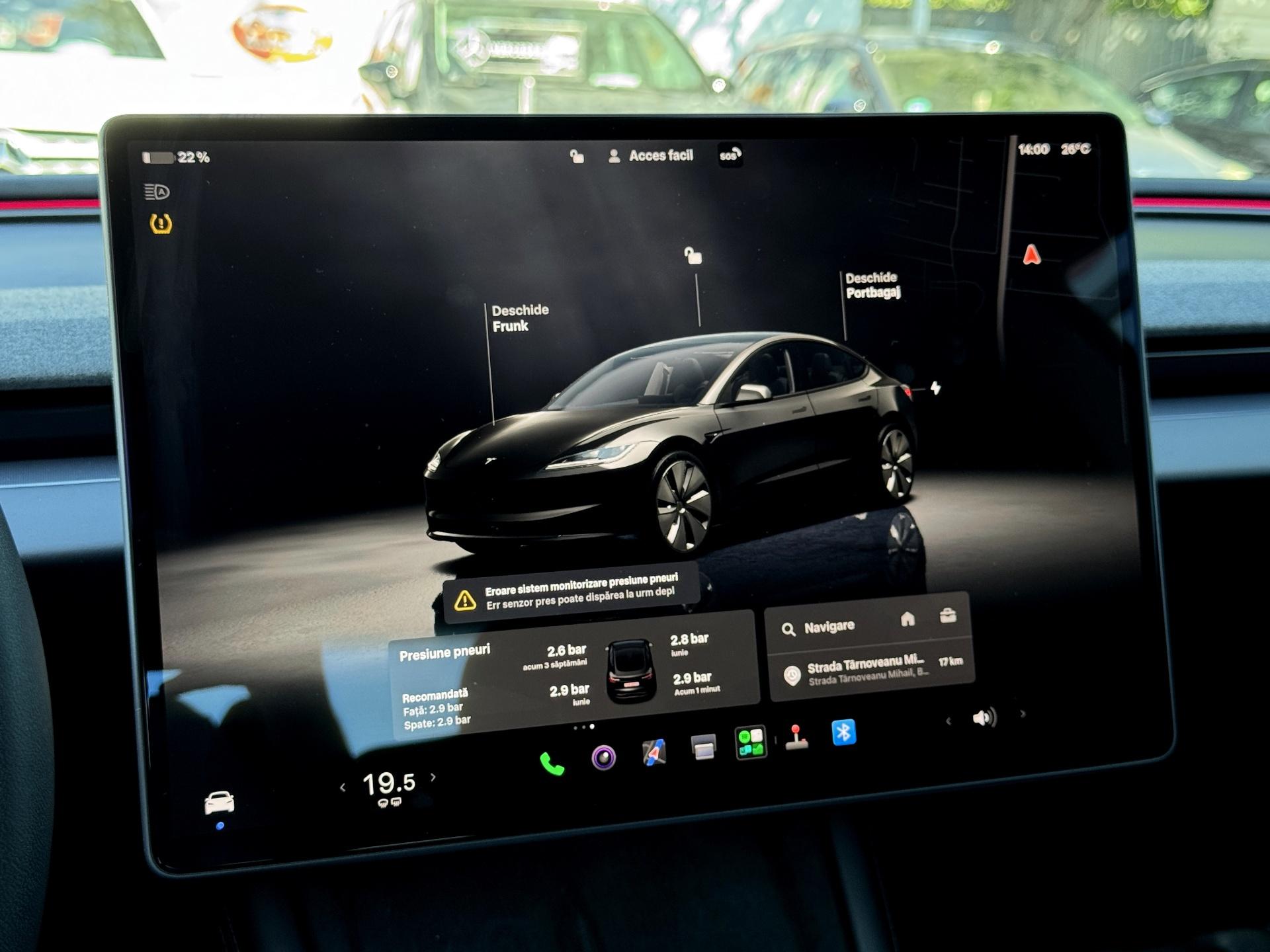 Tesla-Model 3