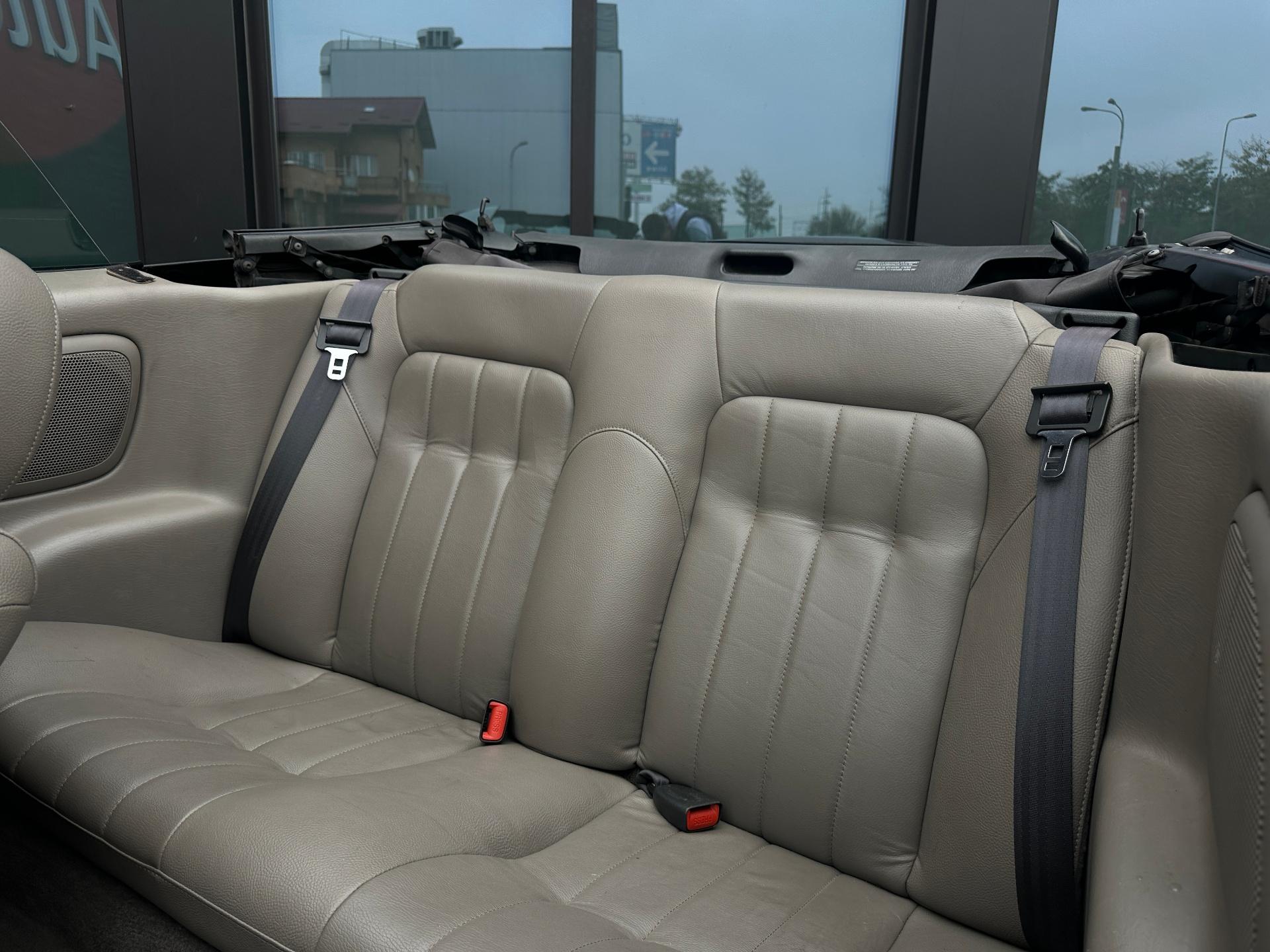 Chrysler-Sebring