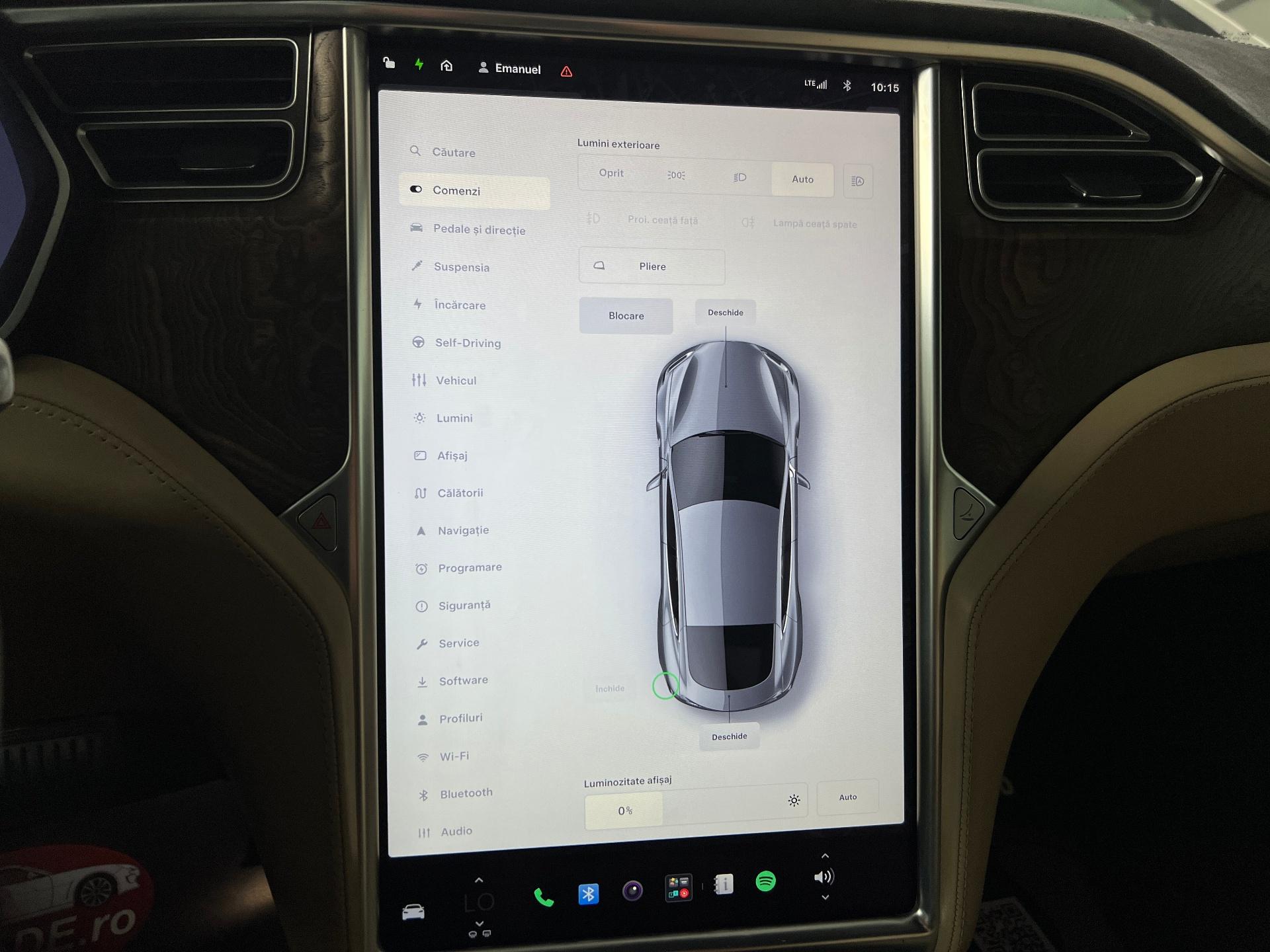 Tesla-Model S