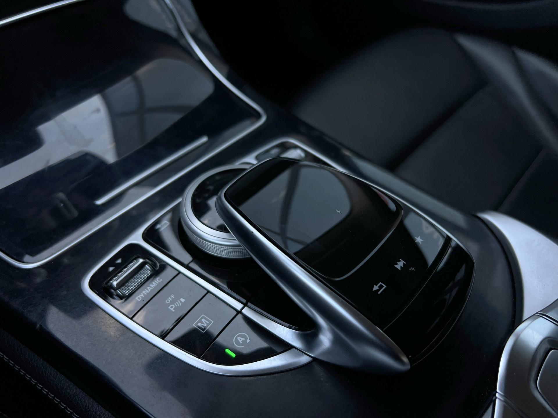Mercedes-Benz-GLC
