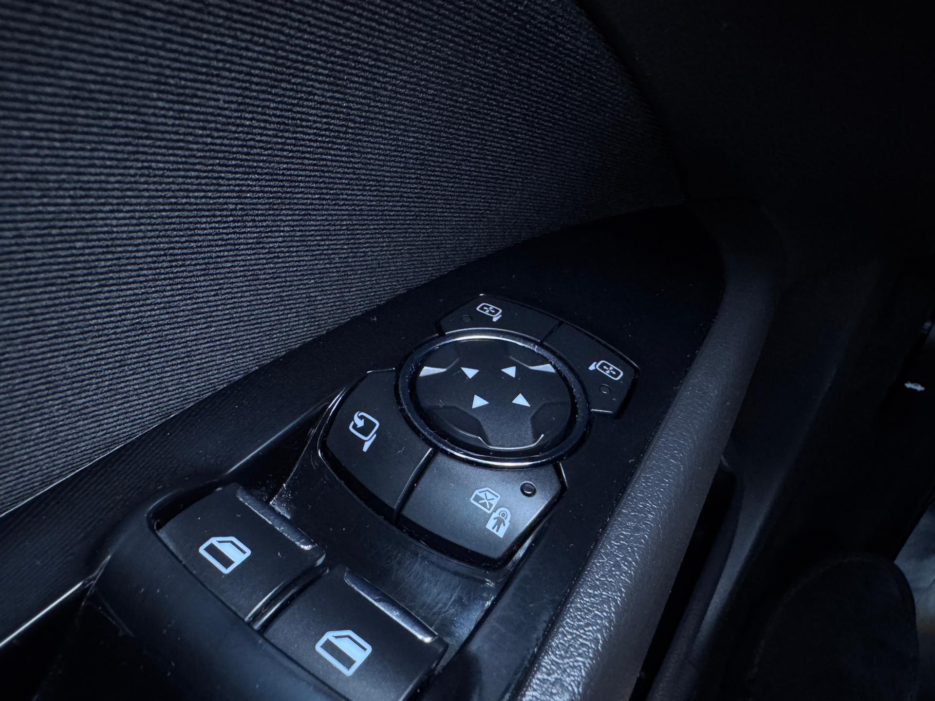 Ford-Mondeo