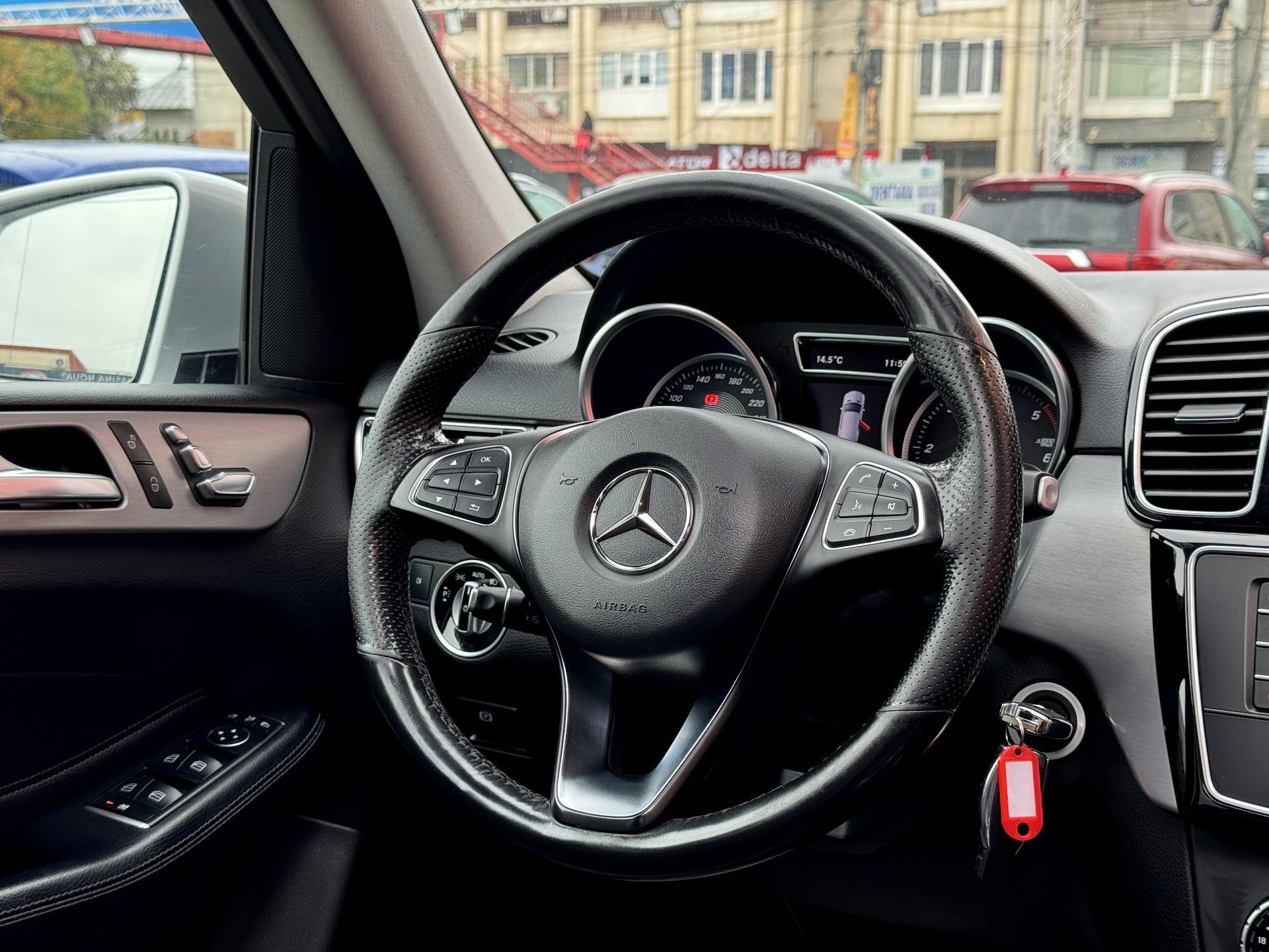 Mercedes-Benz-GLE