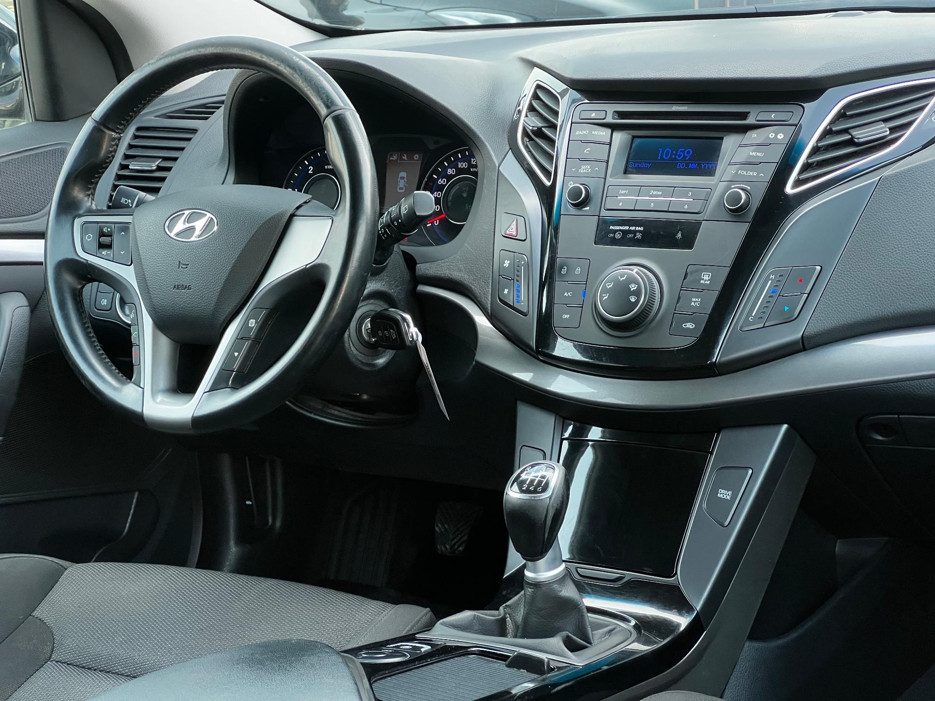 Hyundai I40