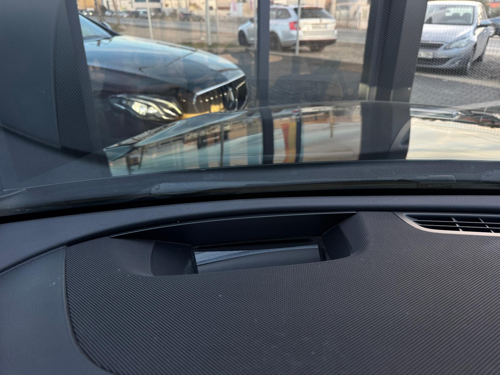 Mercedes-Benz-E