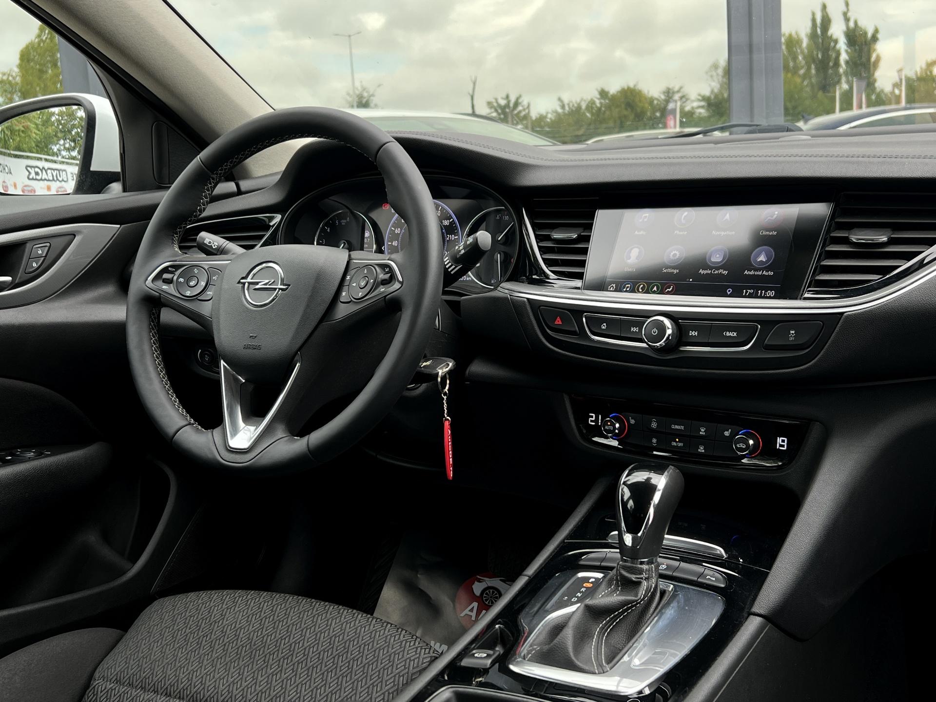 Opel-Insignia
