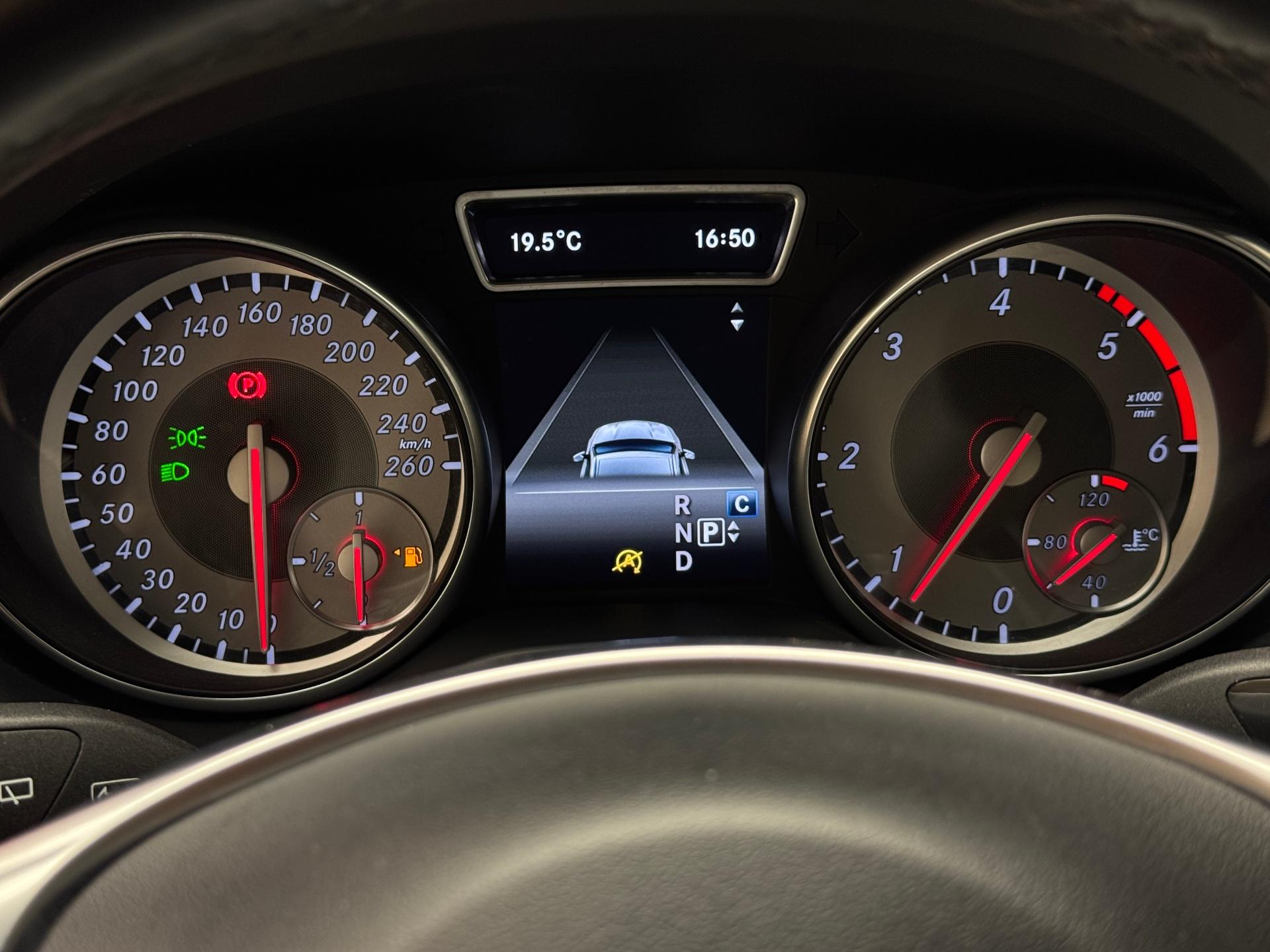 Mercedes-Benz-GLA