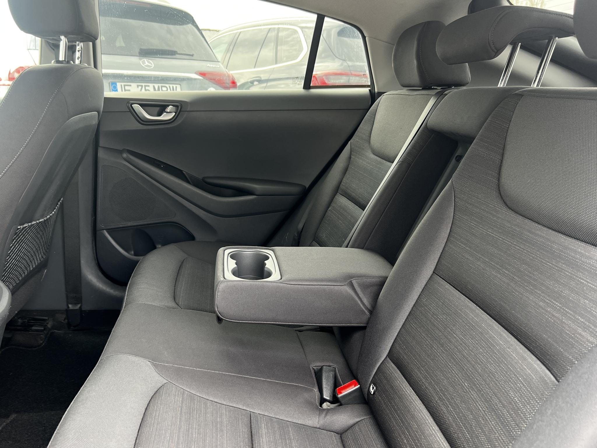 Hyundai-IONIQ