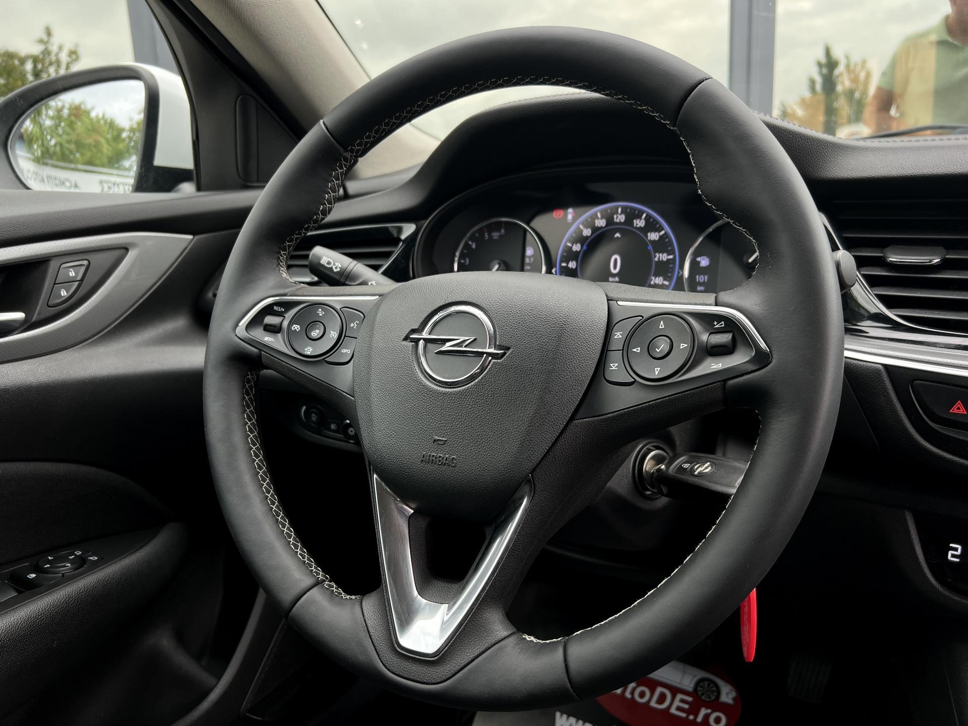 Opel-Insignia