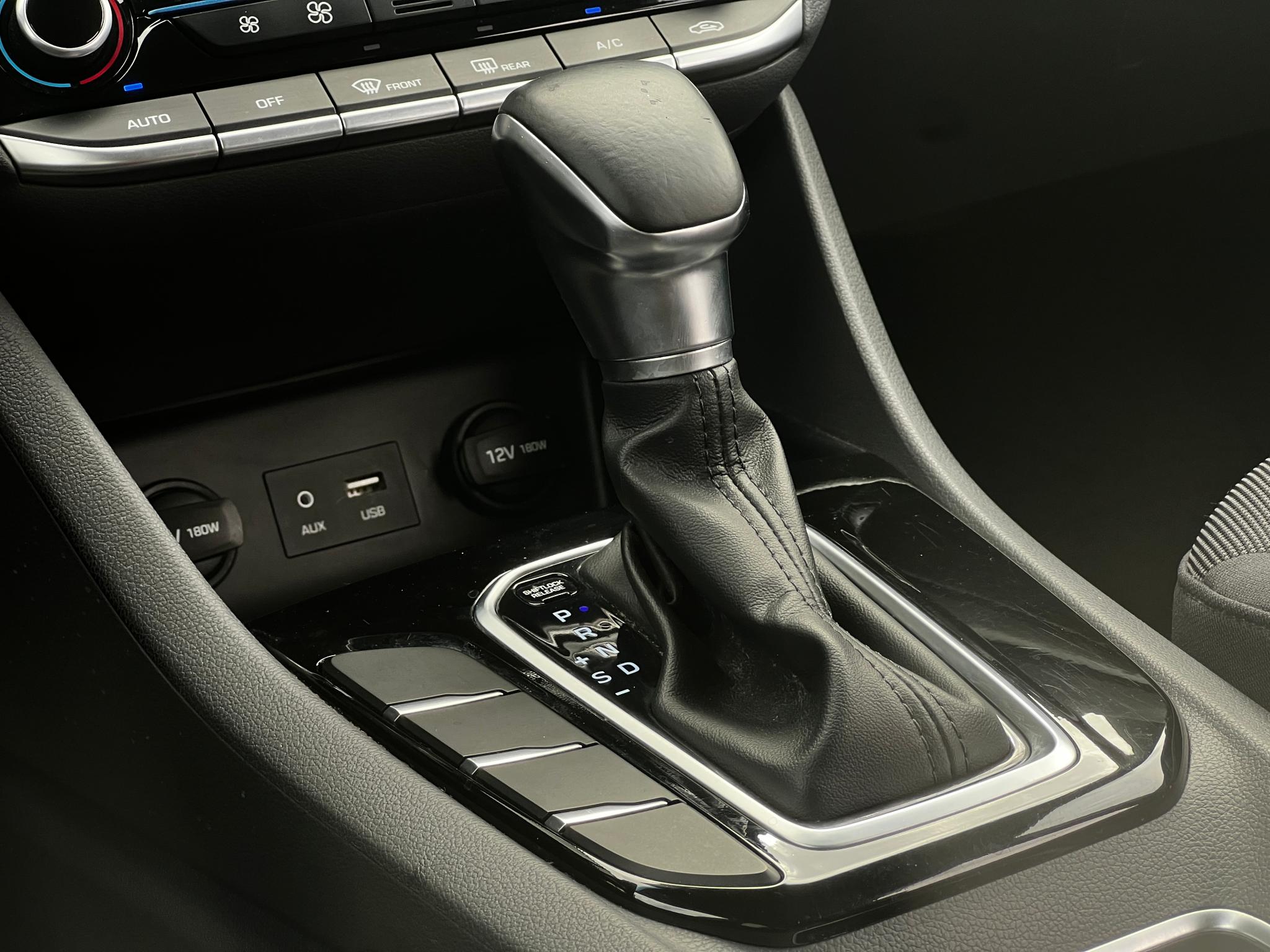 Hyundai-IONIQ