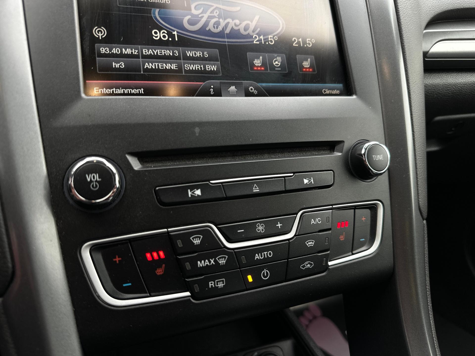 Ford-Mondeo