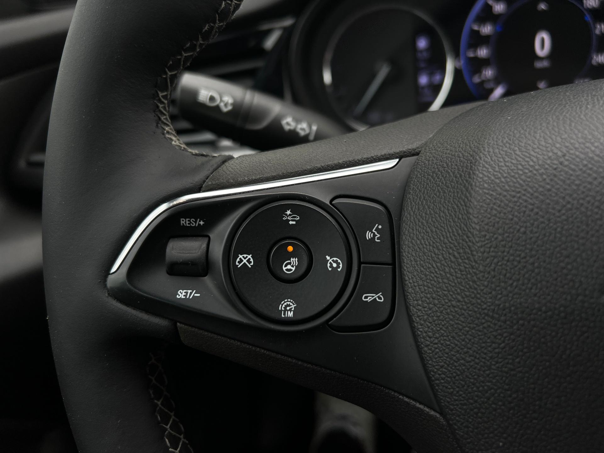 Opel-Insignia