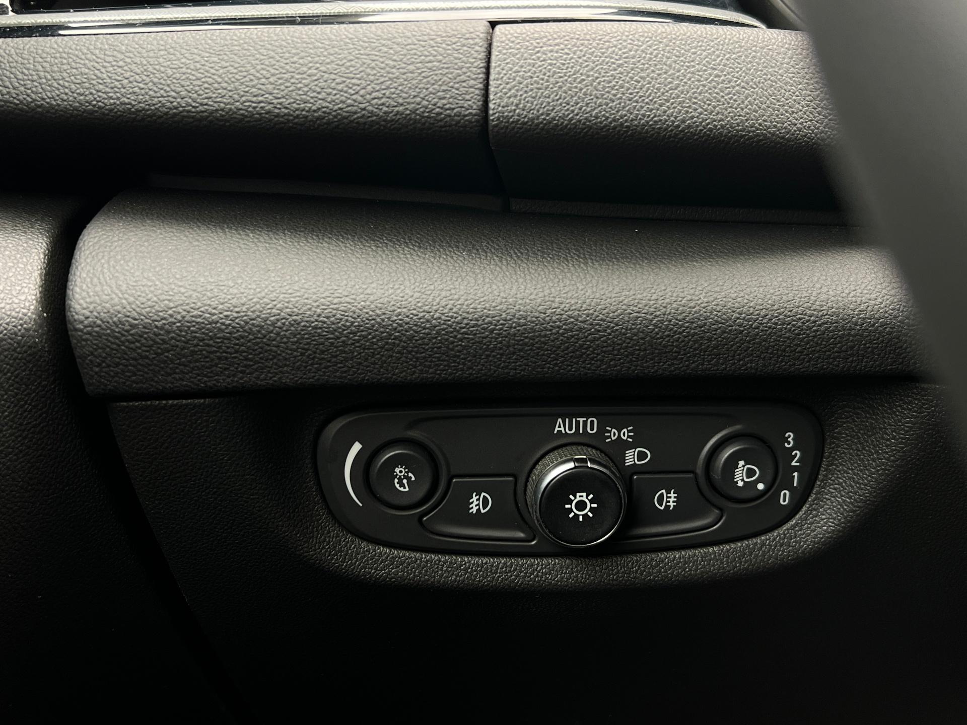 Opel-Insignia