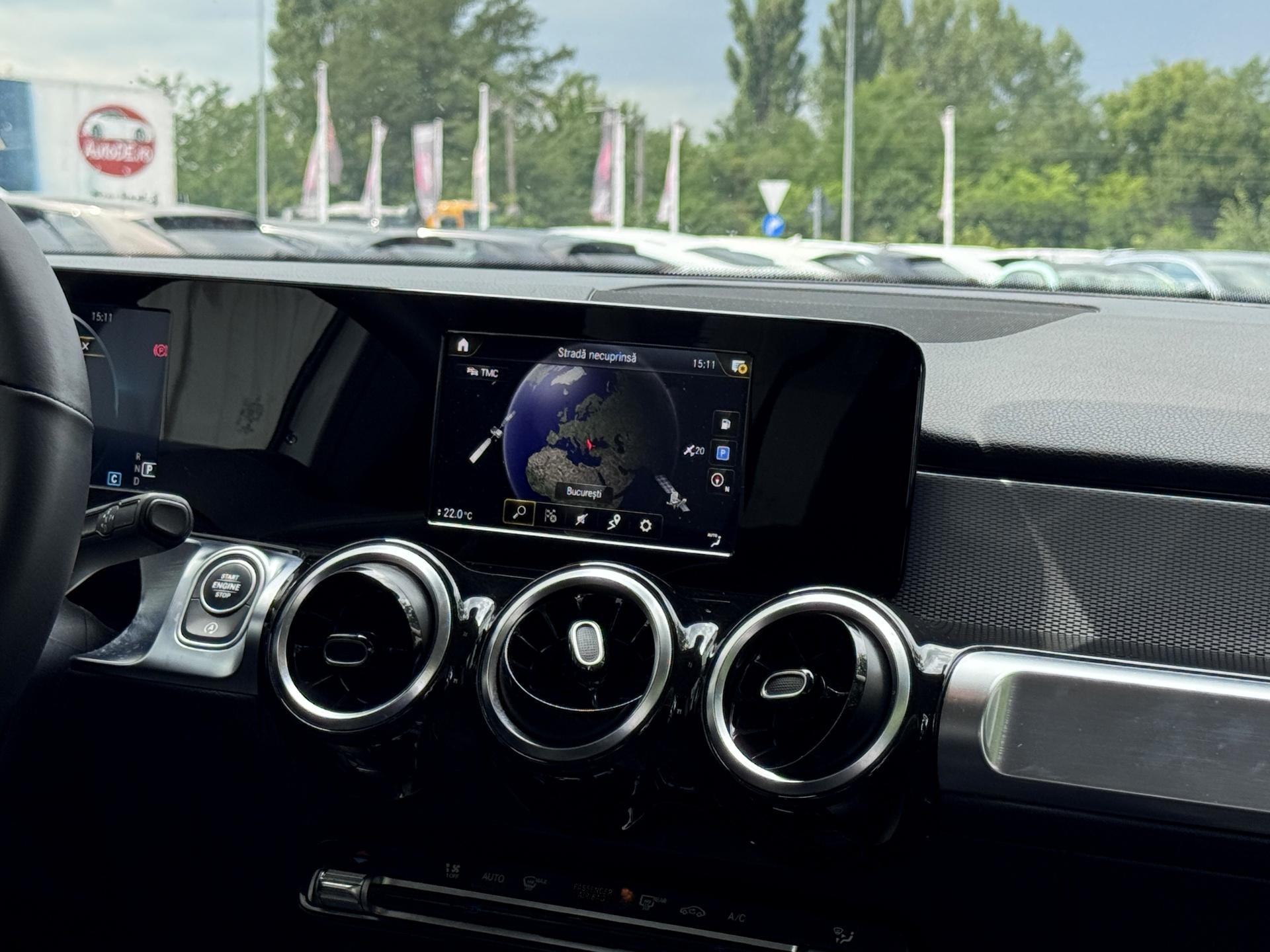 Mercedes-Benz-GLB