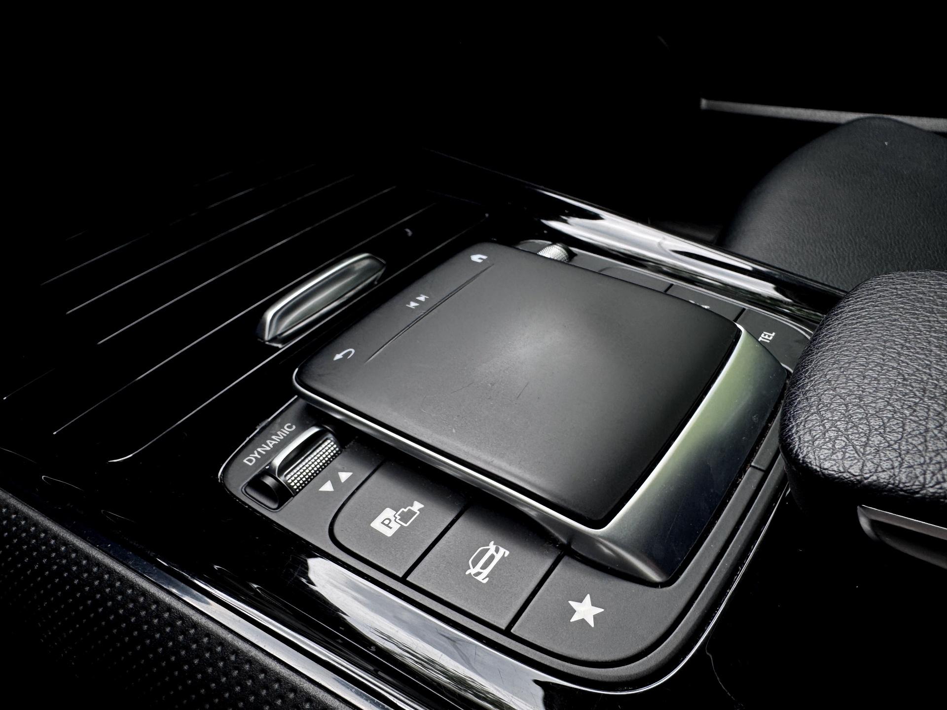 Mercedes-Benz-GLB