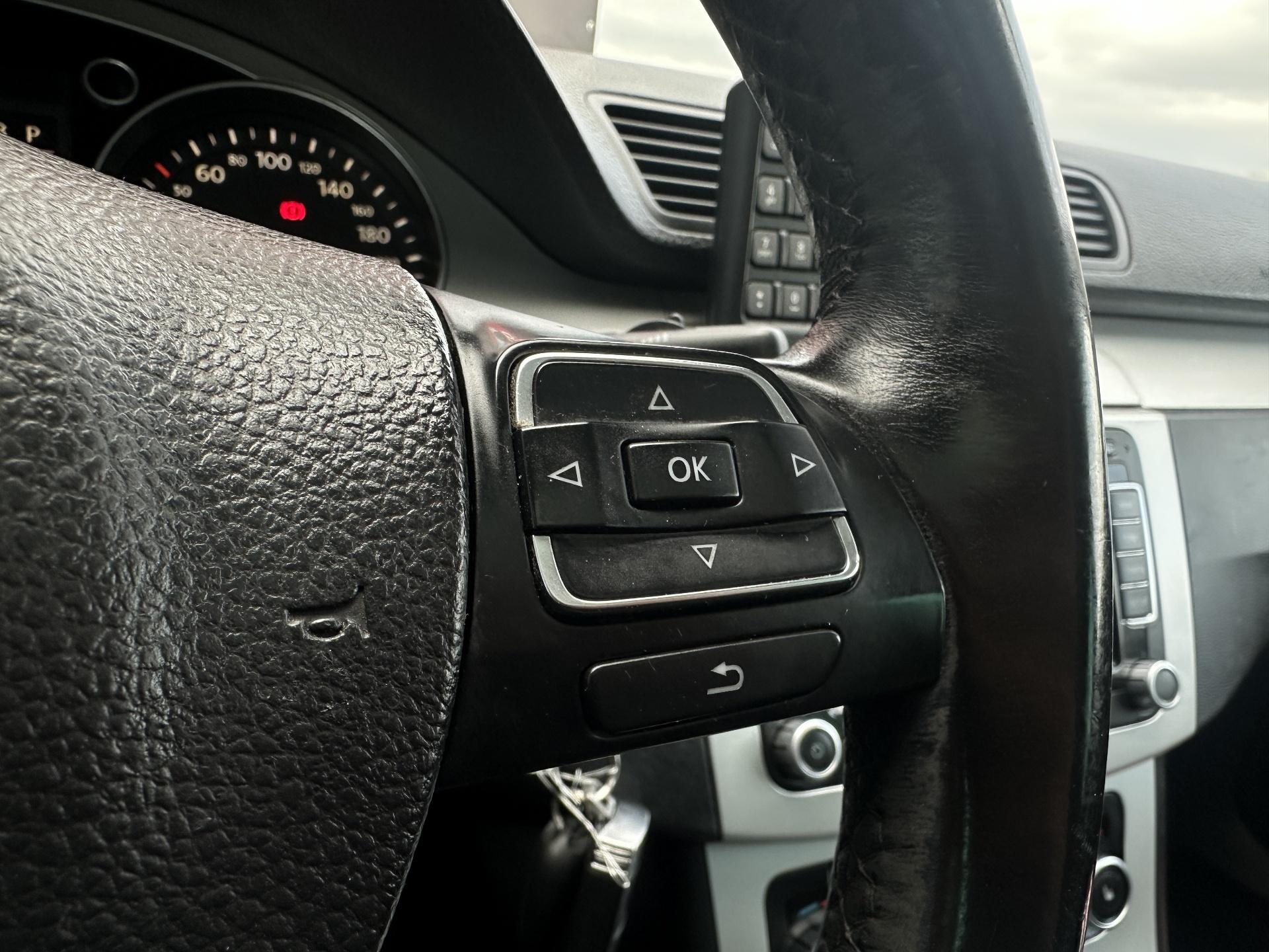 Volkswagen-Passat CC