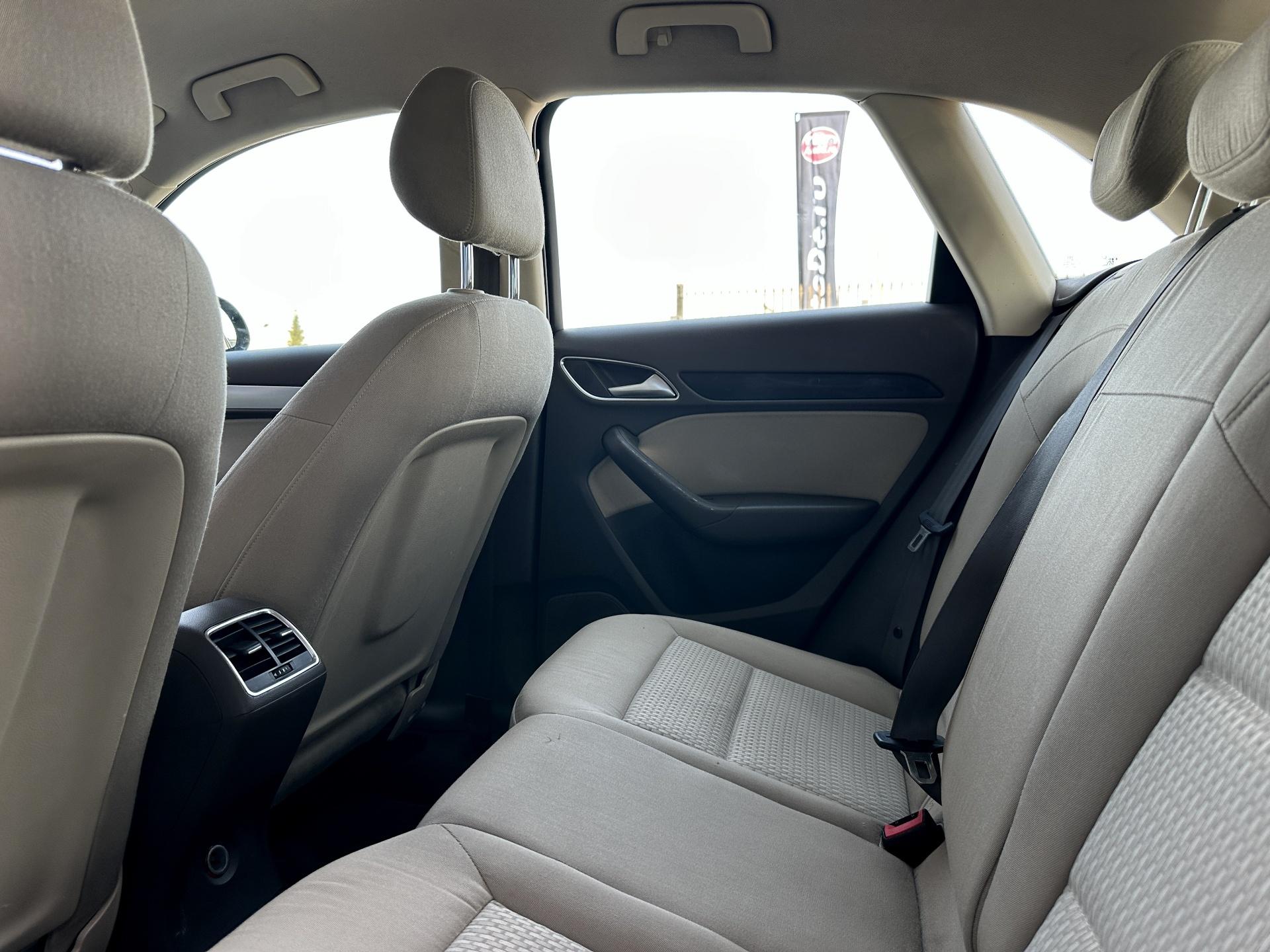 Audi-Q3