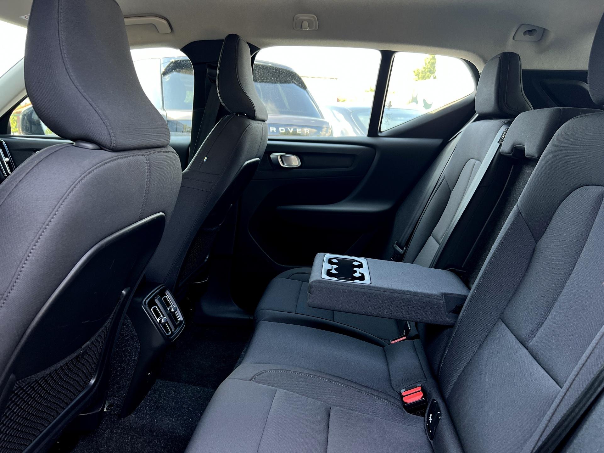 Volvo-XC 40