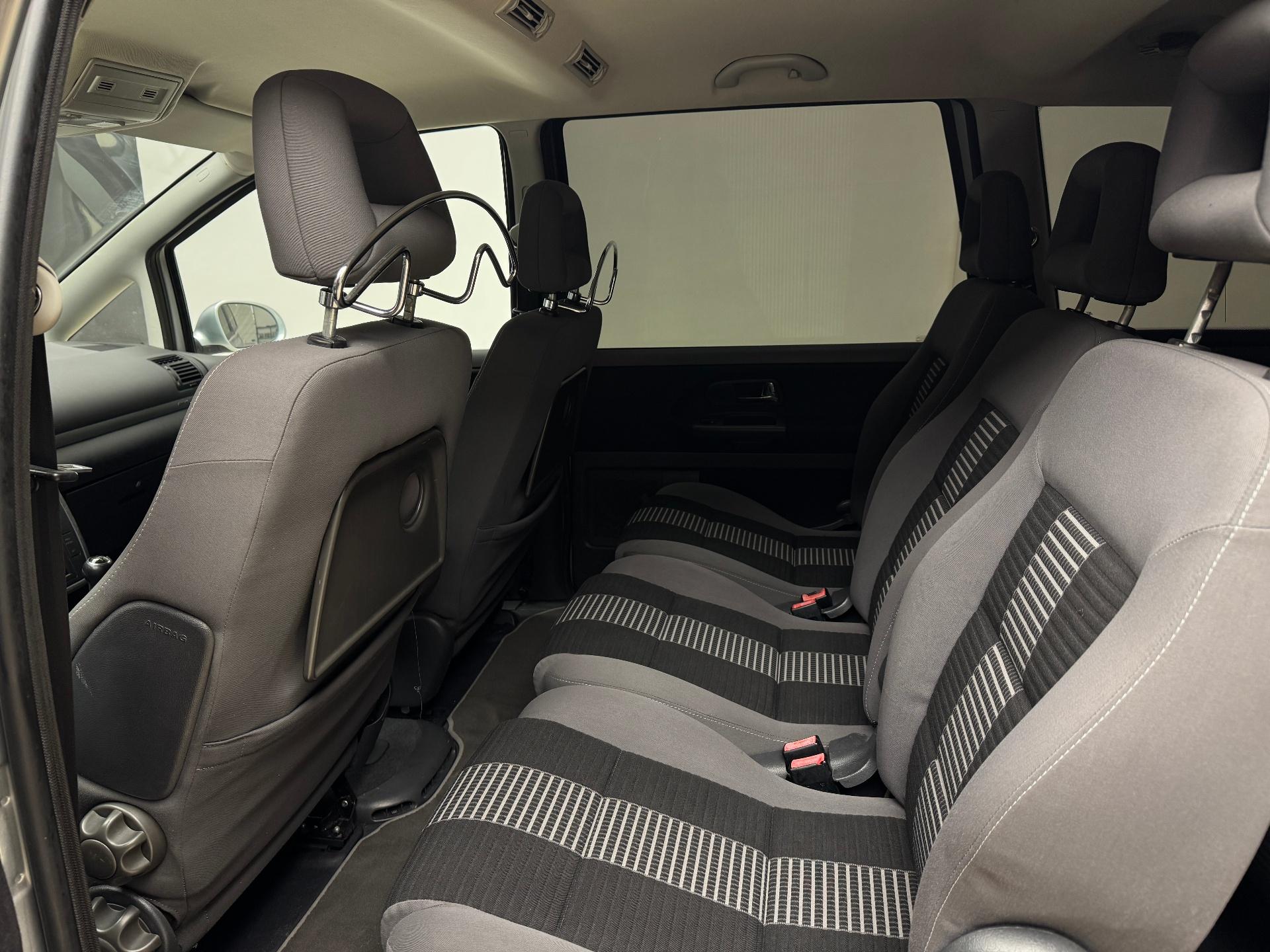 Volkswagen-Sharan