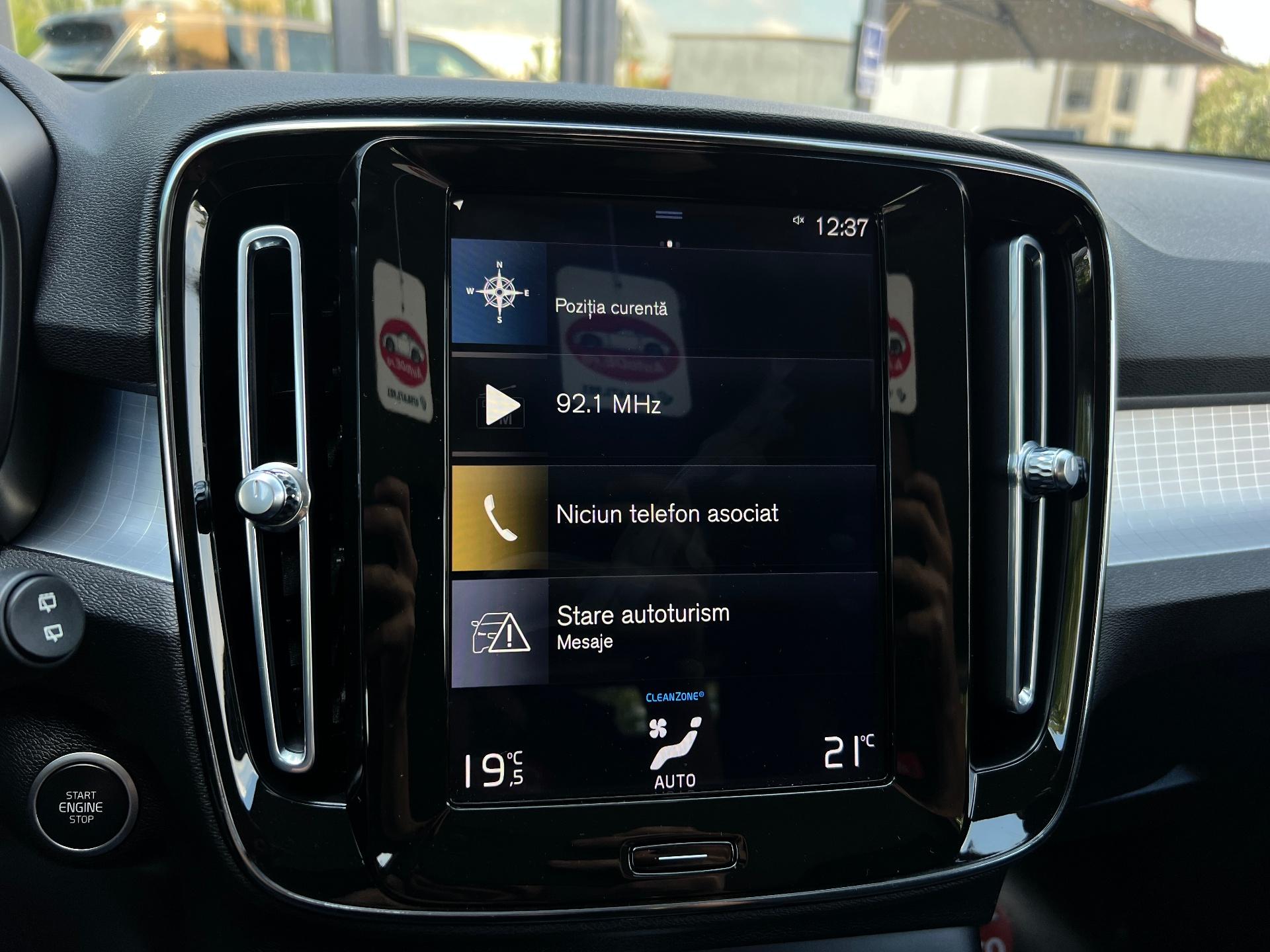 Volvo-XC 40