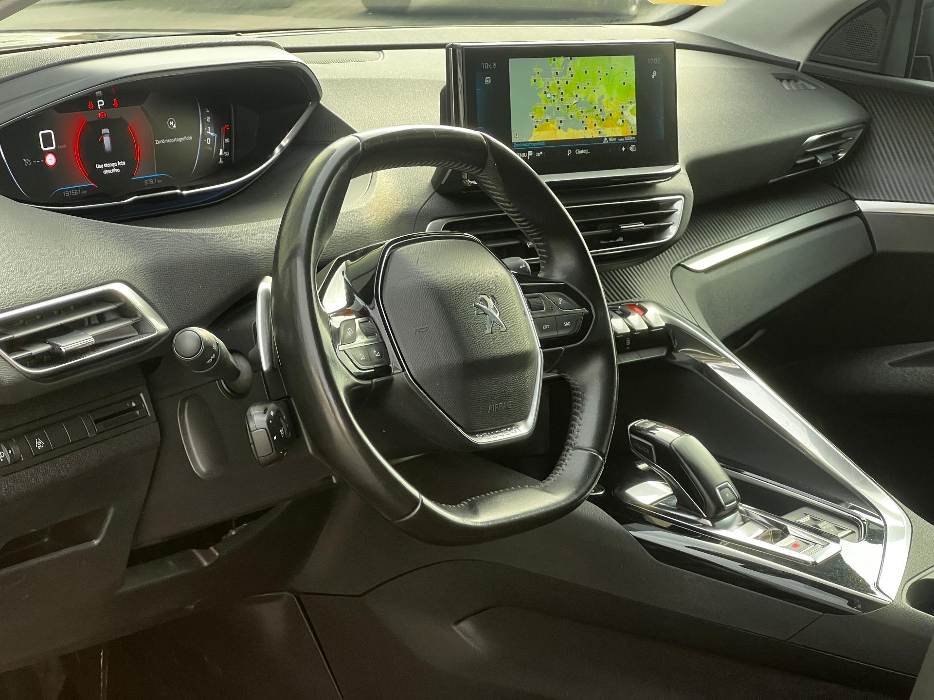 Peugeot-3008